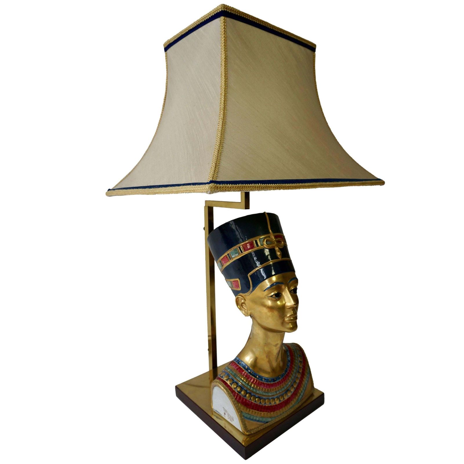 Egyptian Nefertiti Pharoh Queen Busts, Table Lamps By Edoardo Tasca