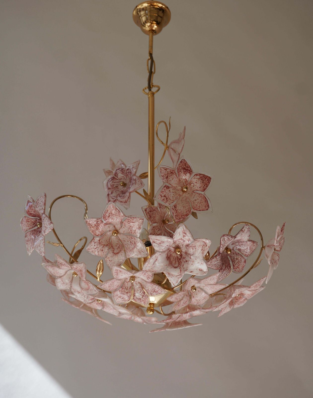 photo furniture Set Of 2 Italian Brass Chandeliers With White Pink Colored Murano Glass Flowers