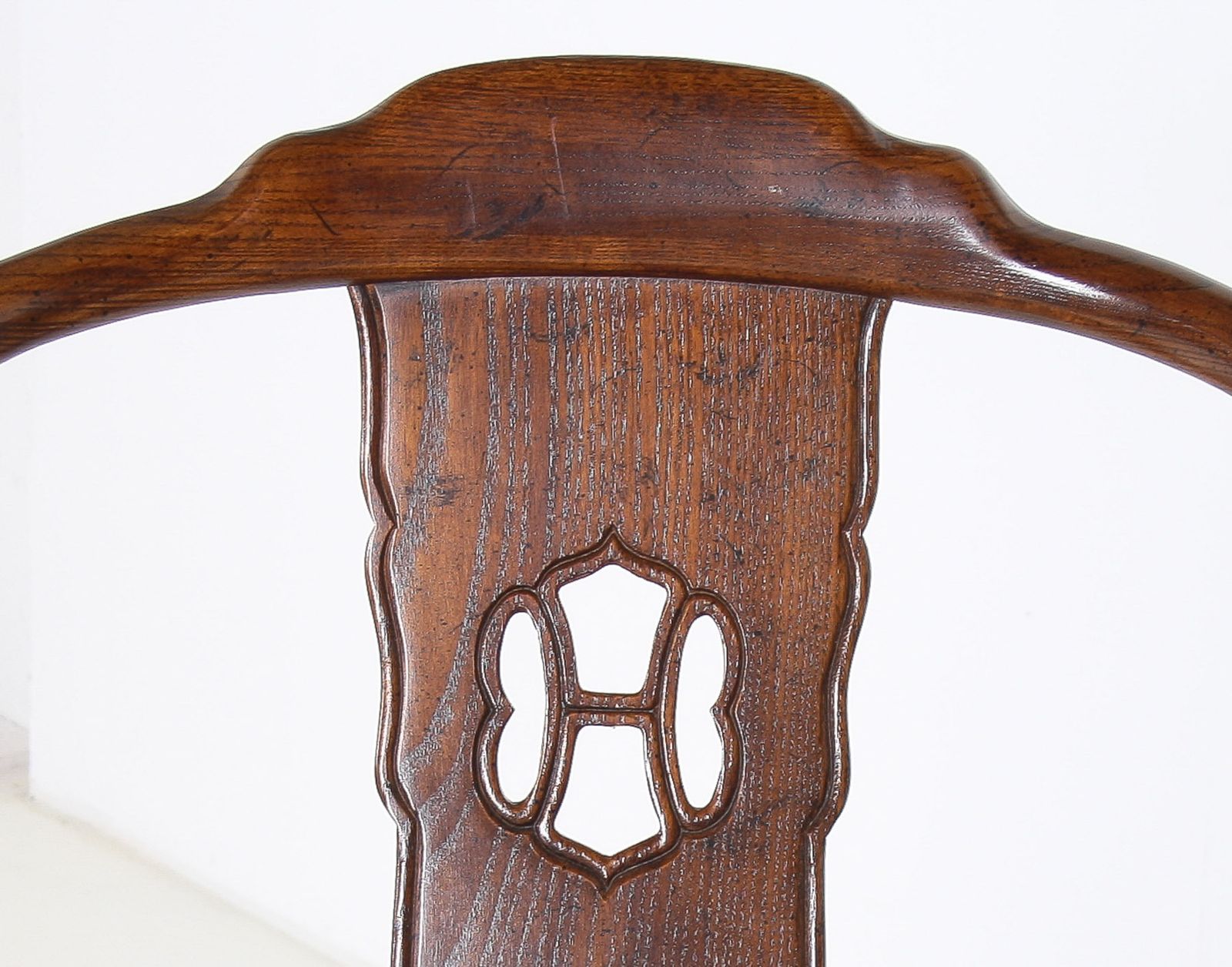 An Antique Chinese Horseshoe Hongmu Late Qing Chair photo vinterior