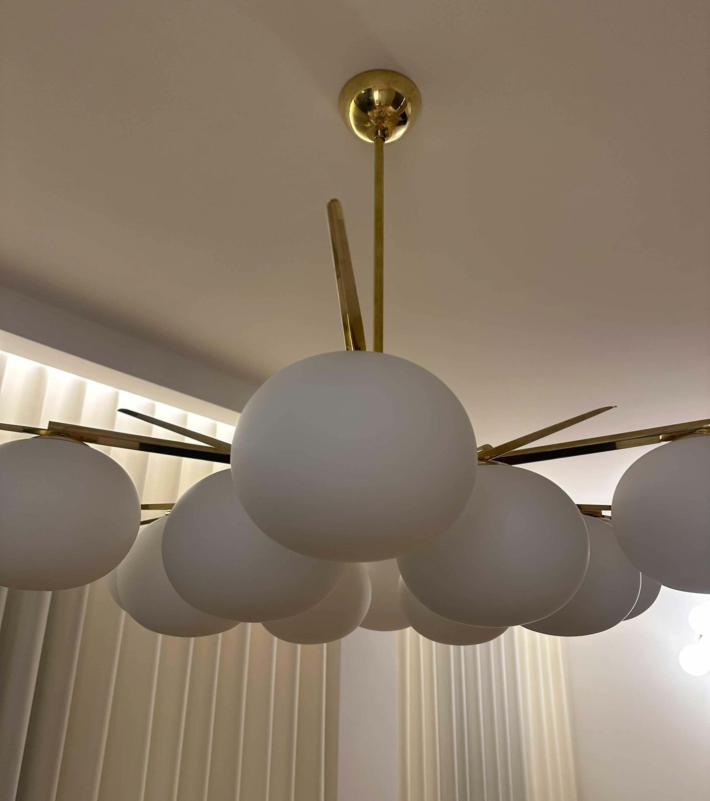 7163.0 Elegant Murano Glass & Brass Chandelier, 2000s Mid Century Modern Design photo