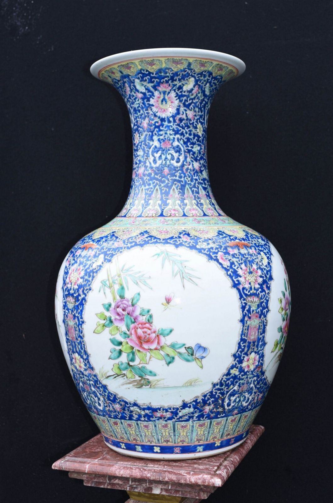 Ming Porcelain Vase Chinese Shanping Temple Urn photo furniture