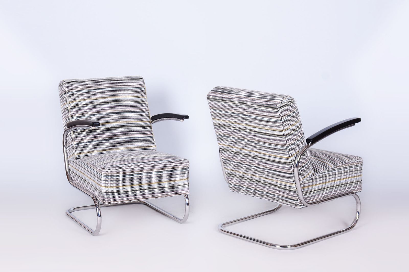 Restored Bauhaus Stool, By Robert Slezák, Chrome Plated Steel, Czech, 1930s photo vintage
