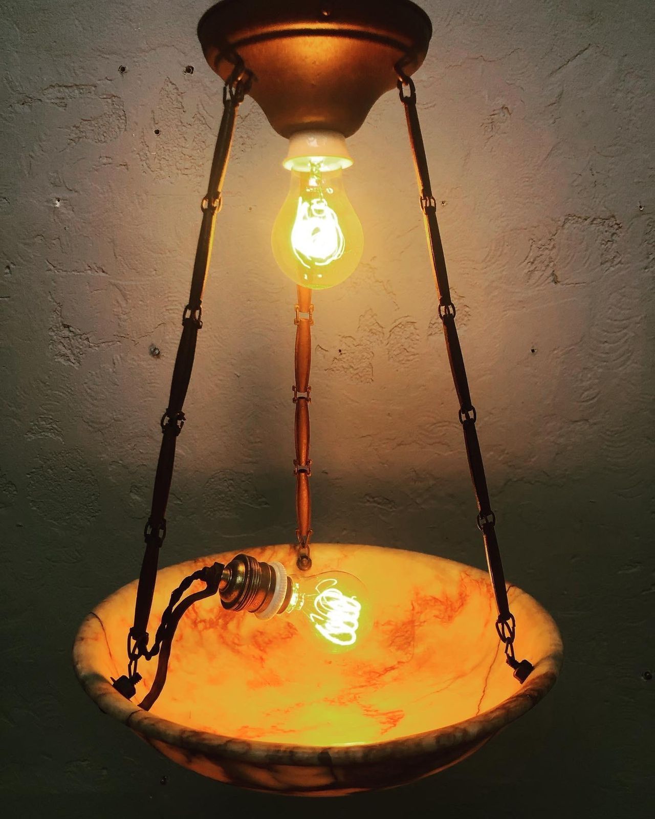 Antique Alabaster Plafonnier Chandelier photo vinterior
