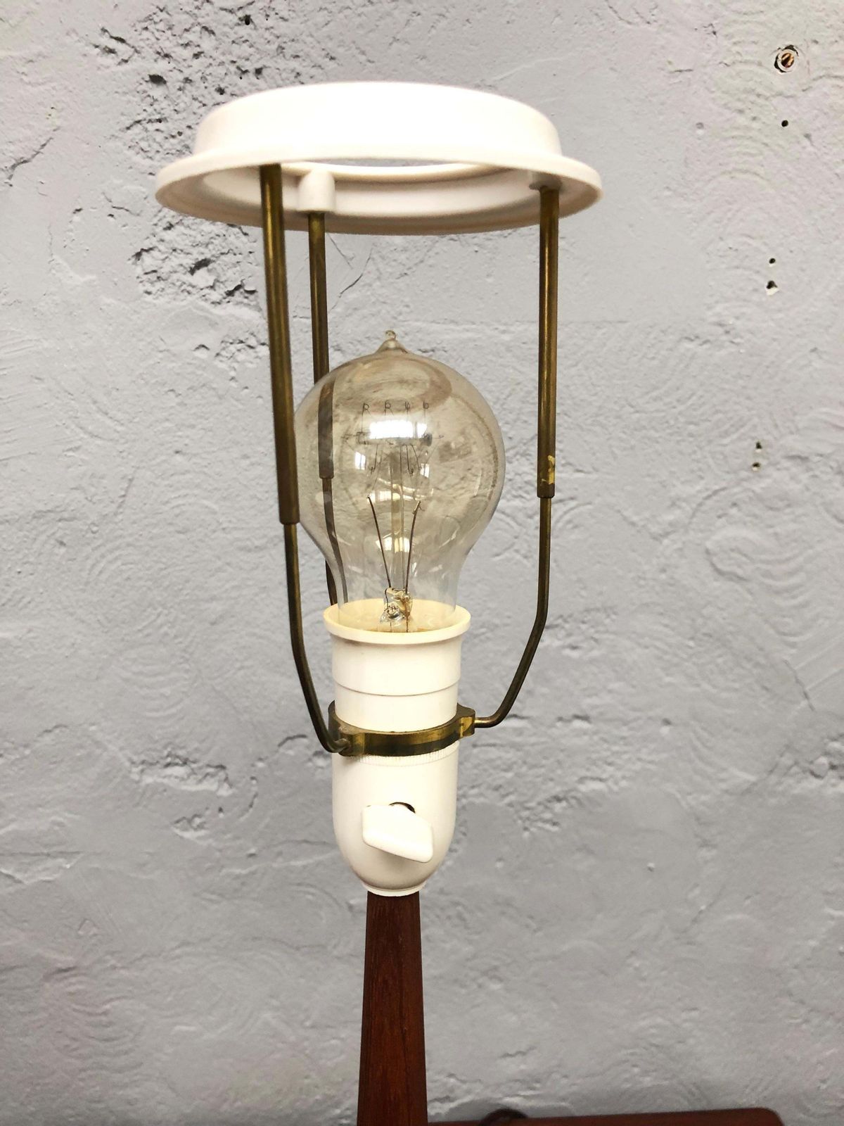 Midcentury Jo Hammerborg President Table Lamp For Fog & Mørup In Teak And Brass photo buy