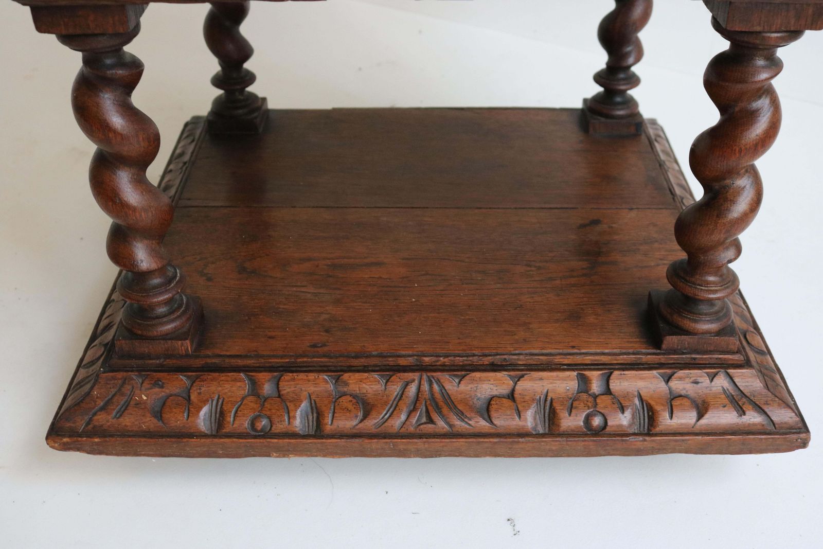 Antiek Frans Nachtkastje / Kabinet Uit De 19e Eeuw – Barley Twist, Black Forest Stijl photo vintage