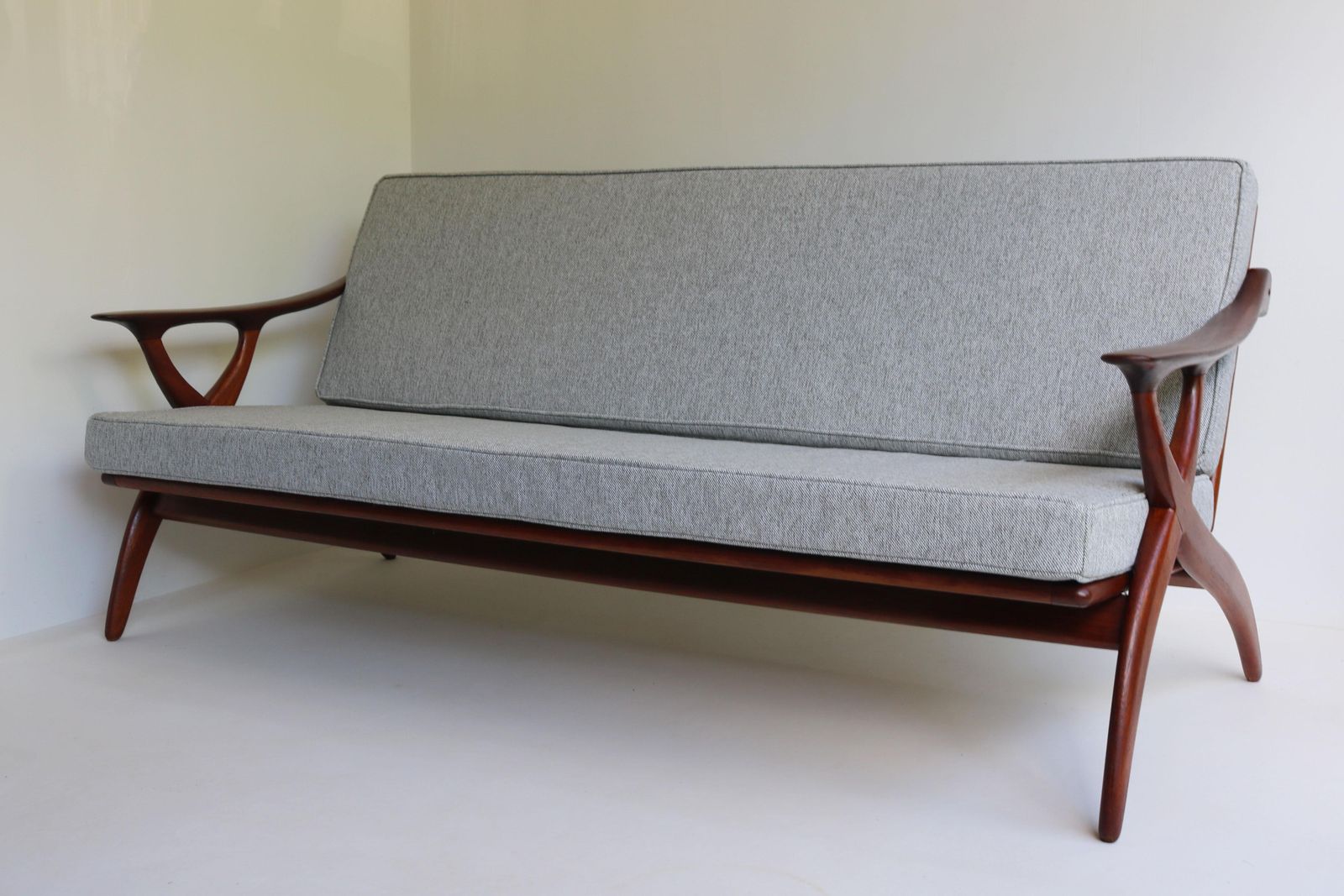 2554.0 Vintage Nederlandse Design Sofa In Teak Van De Ster Gelderland – Mid Century Modern, 1950 photo