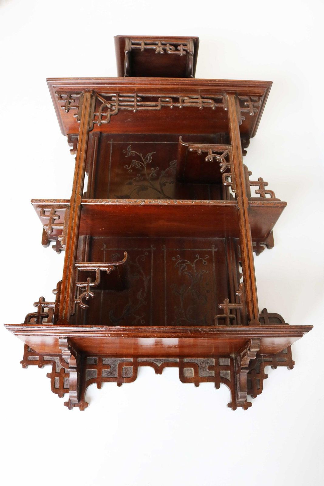 Antique Art Nouveau Wall Cabinet Mahogany 1890 Japanse Gabriel Vierdot Style photo vinterior