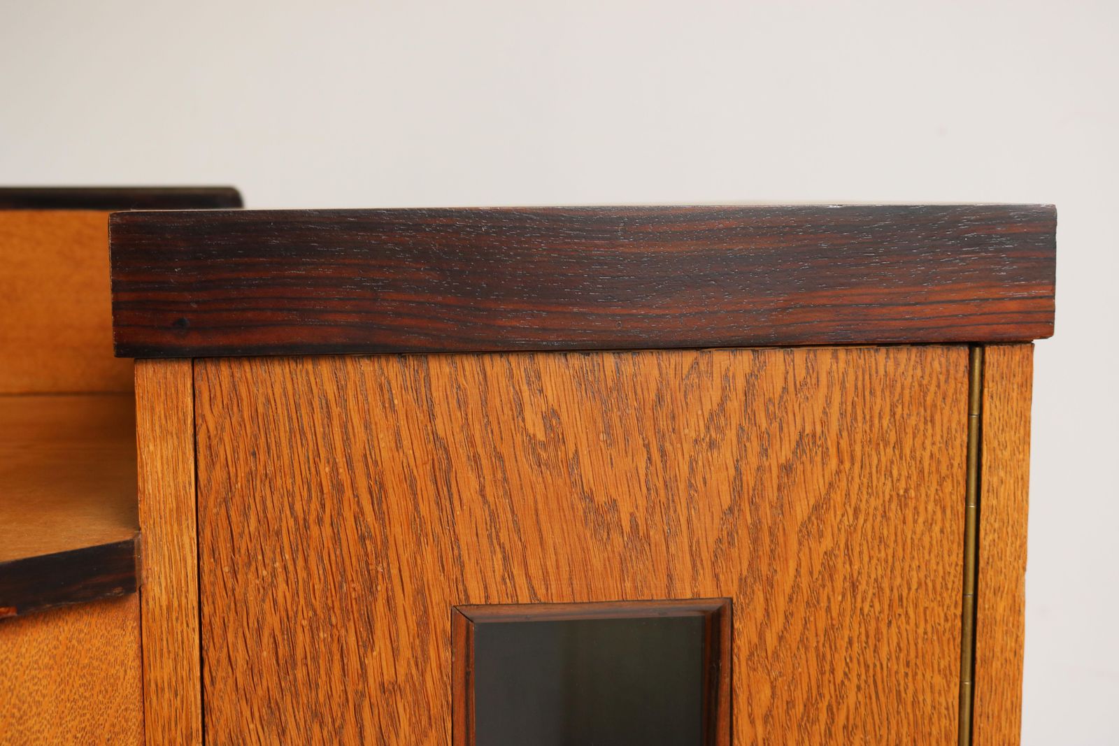 Dutch Art Deco Design By P.E.L Izeren Amsterdam School Tea Cabinet 1920 Oak photo for sale