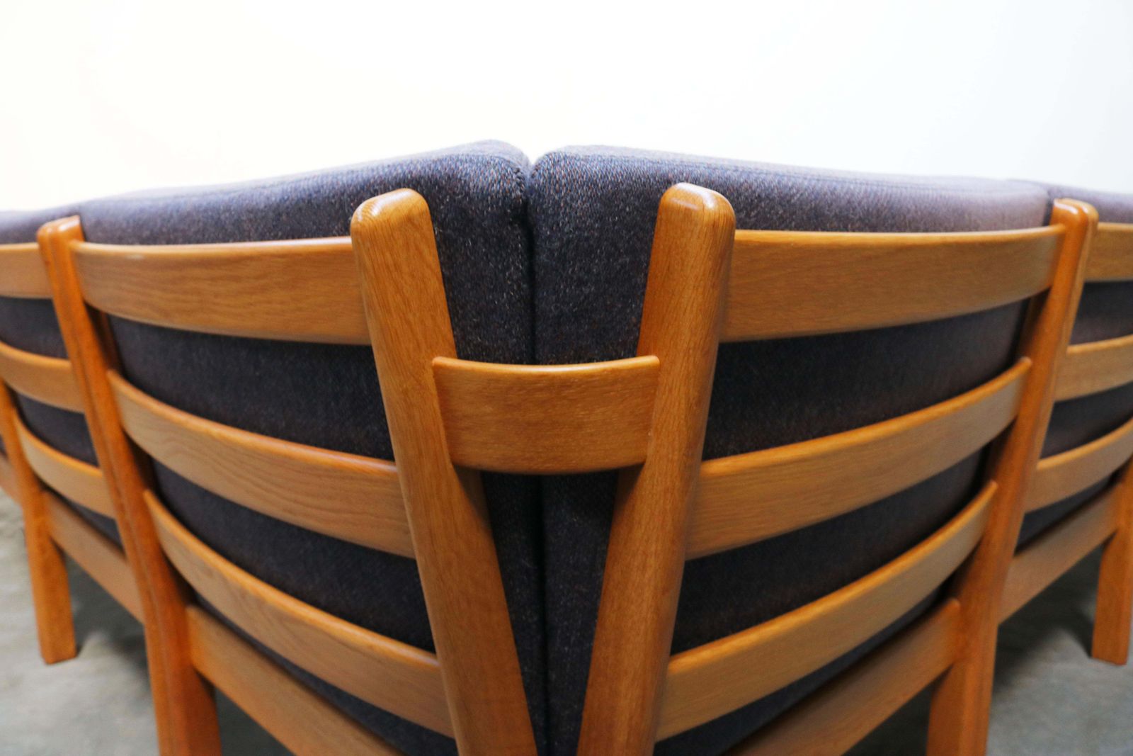 photo vintage Grote Modulaire Bank Ge 280 Van Hans J. Wegner Voor Getama – Eiken, Blauwgrijs