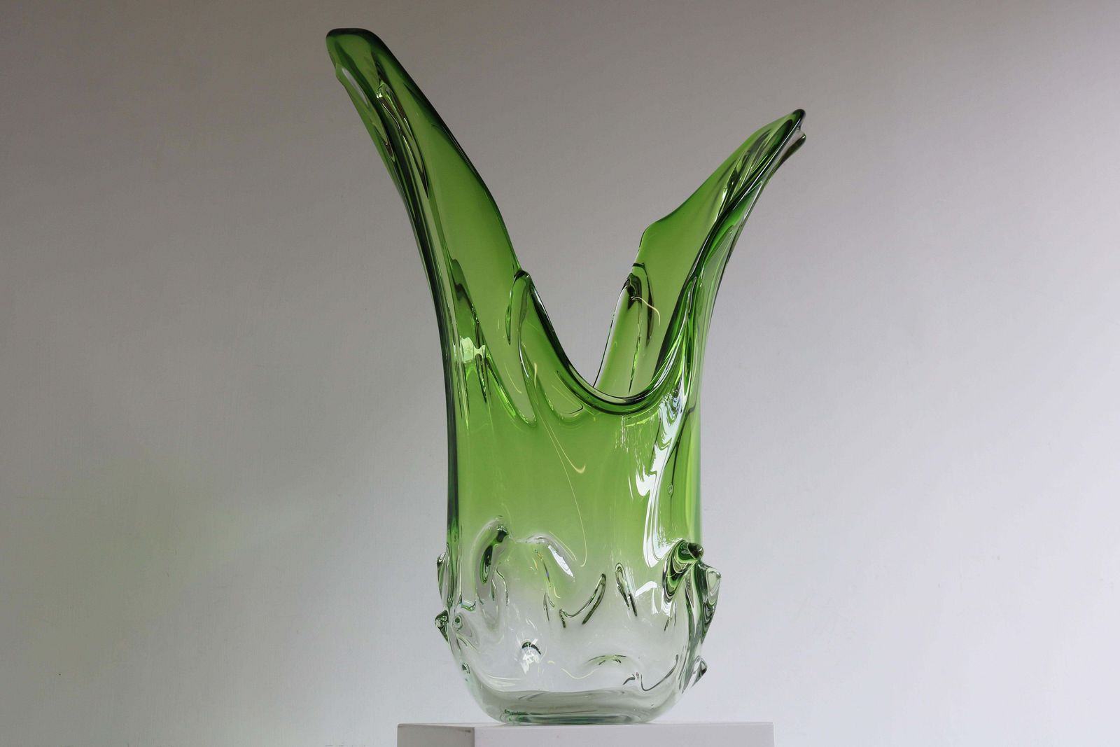 Large 5.4kg Italian Murano Glass Vase Attr. Fratelli Toso 1950 Green Sommerso photo 1428.0