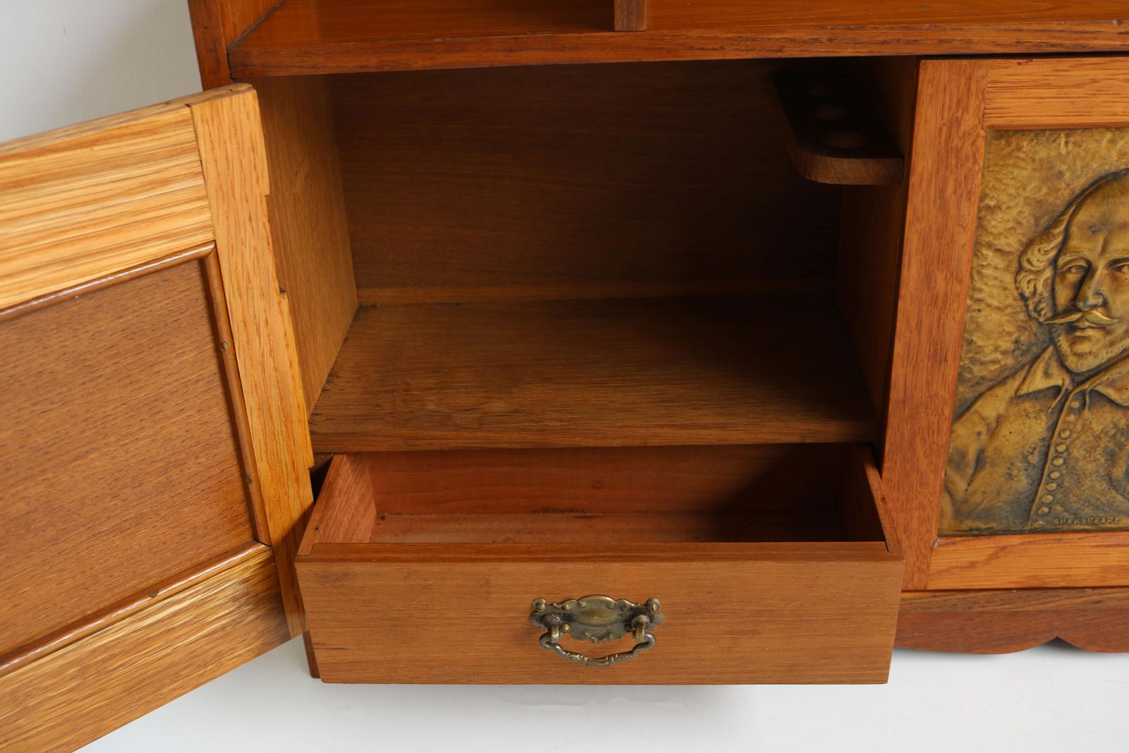photo buy English Arts And Crafts Wall Cabinet Brass Oak Shakespeare 1910 Tobacco / Pipe