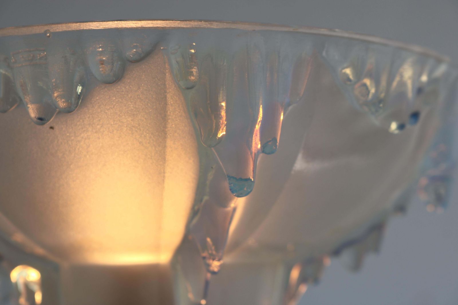 Antiek Art Deco Tafellamp, Ontwerp Van Ezan, 1930, Frankrijk – Smeedijzer En Ijsglas photo vintage
