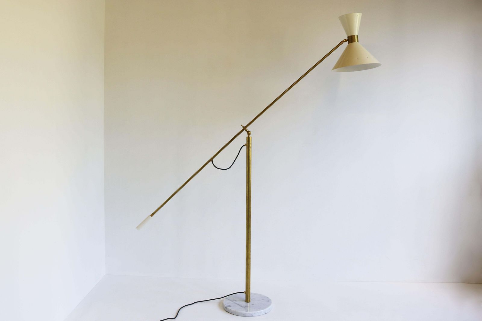 Italian 1950 Vintage Design Floor Lamp Brass With Carrara Marble Stilnovo Style photo Lighting