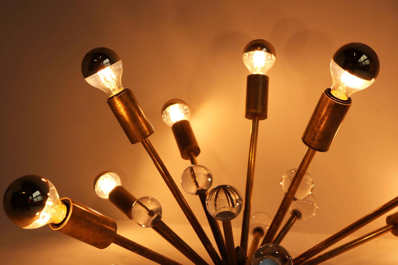 Italiaanse Mid Century Sputnik Stilnovo Murano Messing Wandlampen photo furniture
