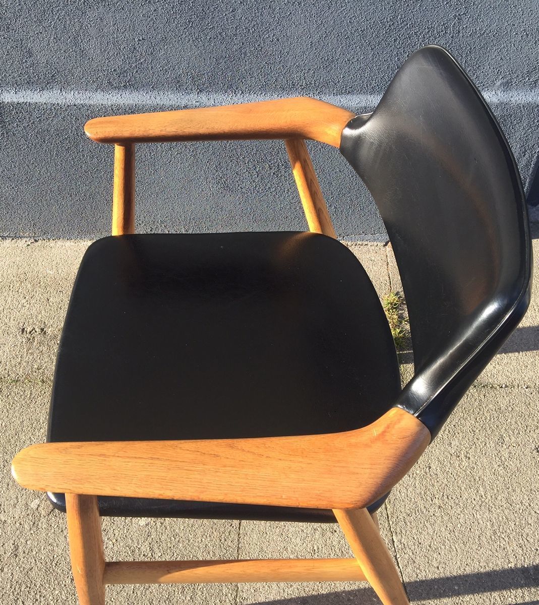 Oak Armchair By Erik Kirkegaard For Høng Stolefabrik, 1960s photo for sale