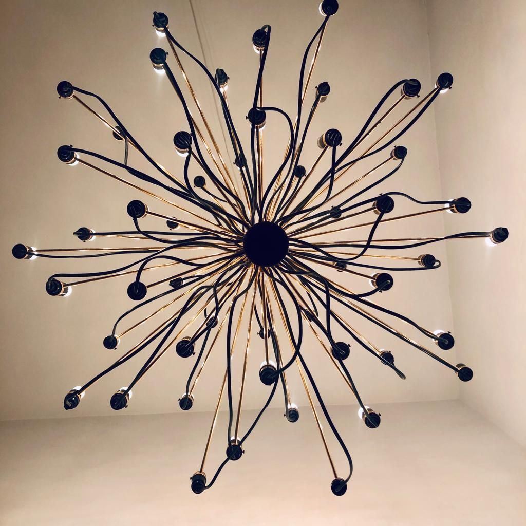 Mid Century Modern Gino Sarfatti Brass Italian '2097/30' Chandelier, 1960s photo vinterior