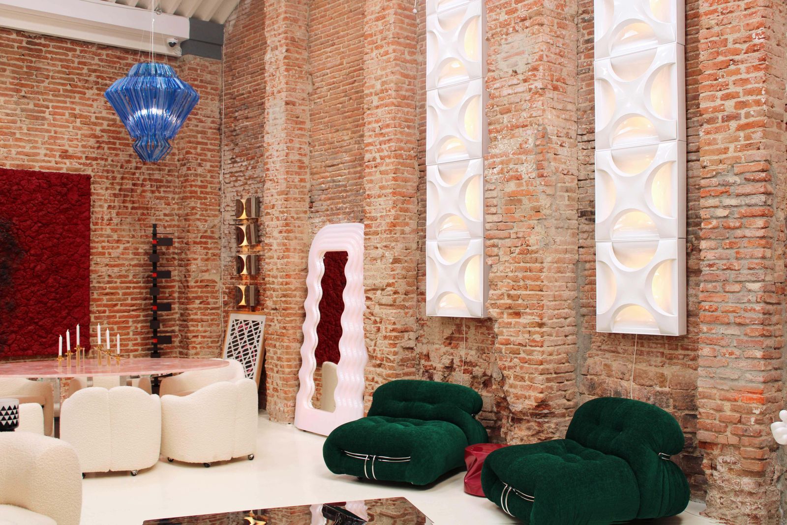 Pair Of "Soriana" Armchairs Designed By Tobia Scarpa Edited By Cassina, 1960s photo vintage
