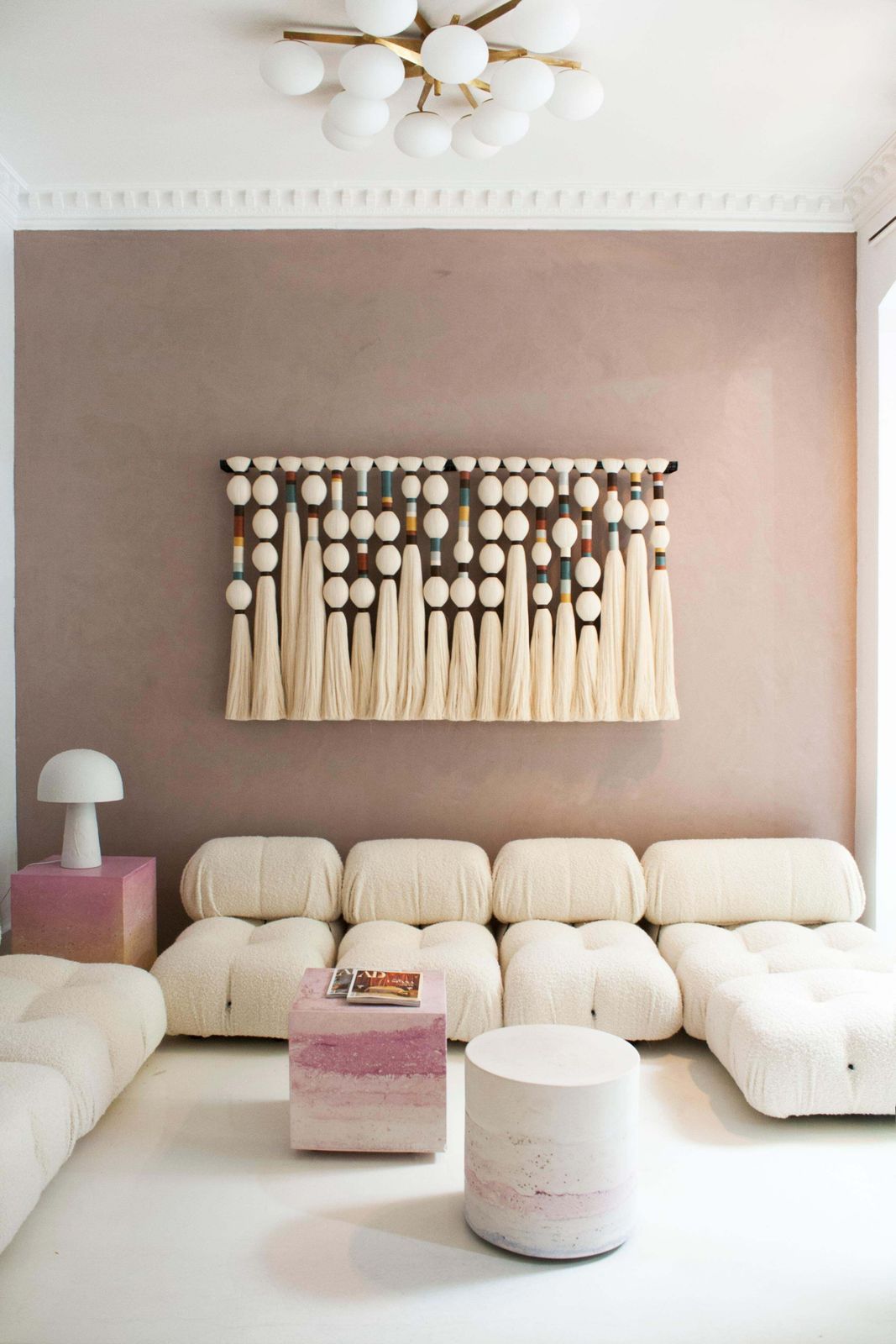 photo furniture Mario Bellini For B&B Italia "Camaleonda" White Bouclé Fabric Modular Sofa