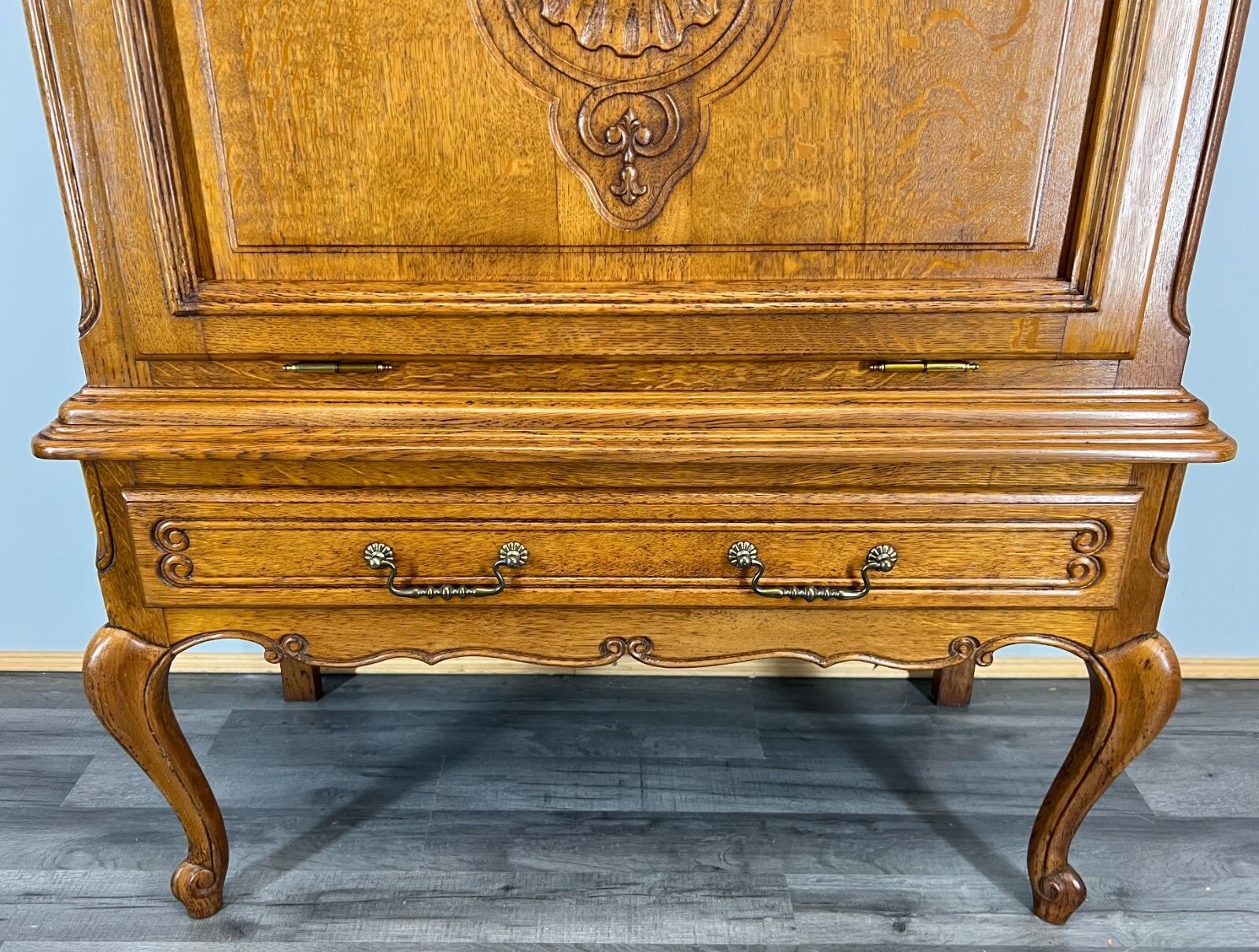 French Style Oak Cabinet Cupboard Storage Drawers Carved Armoire Lot 3757 photo 449.0