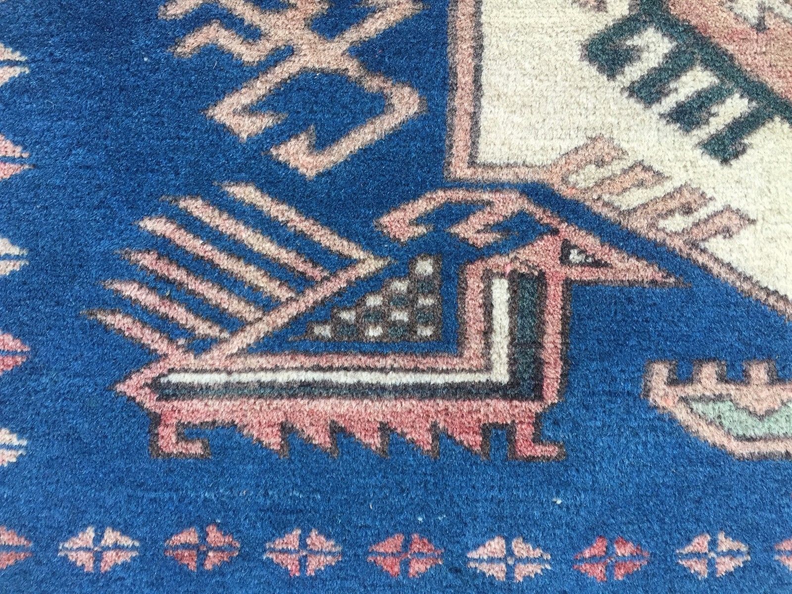 Old Shirvan Rug 177x101cm  Country Home Tribal Turkish photo Textiles