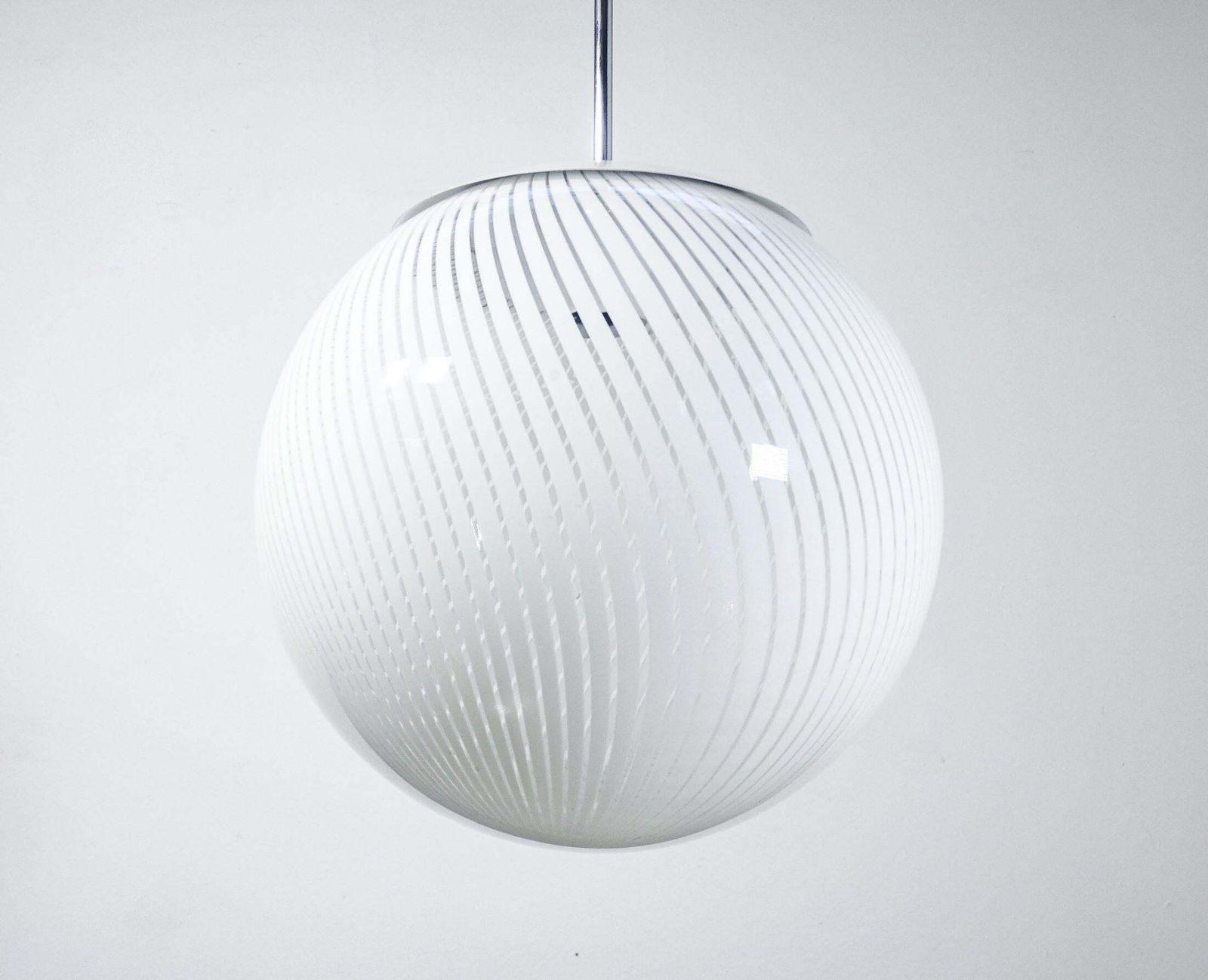 Chandelier From The "Tessuto" Series, Design L. Diaz De Santillana For Venini. 1970s photo for sale