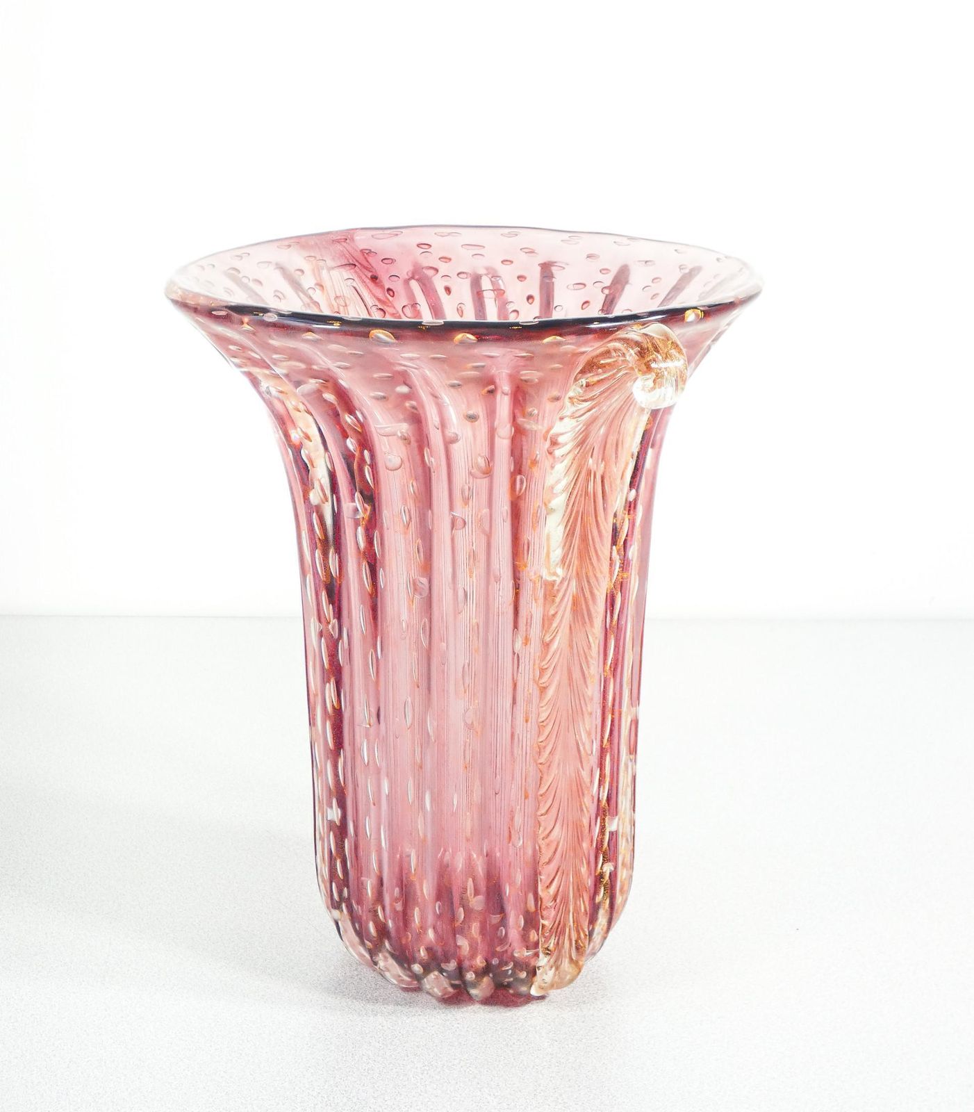 Toso Murano Design Vase, Pink Bulb Blown Glass, Corded photo vinterior