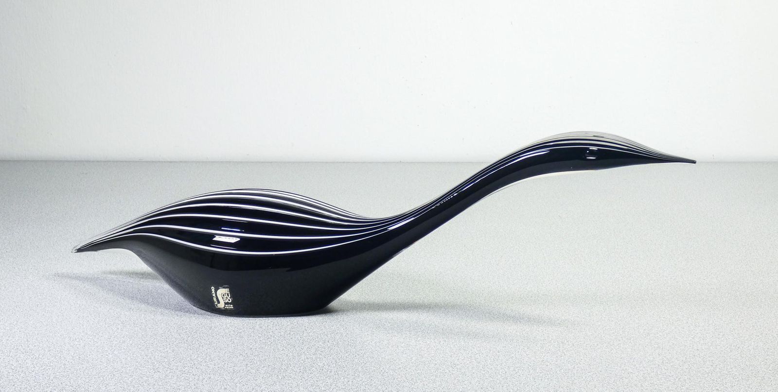 Scultura In Vetro Soffiato "Cigno Nero", Design Di Livio Seguso. Murano, Anni 80 photo for sale