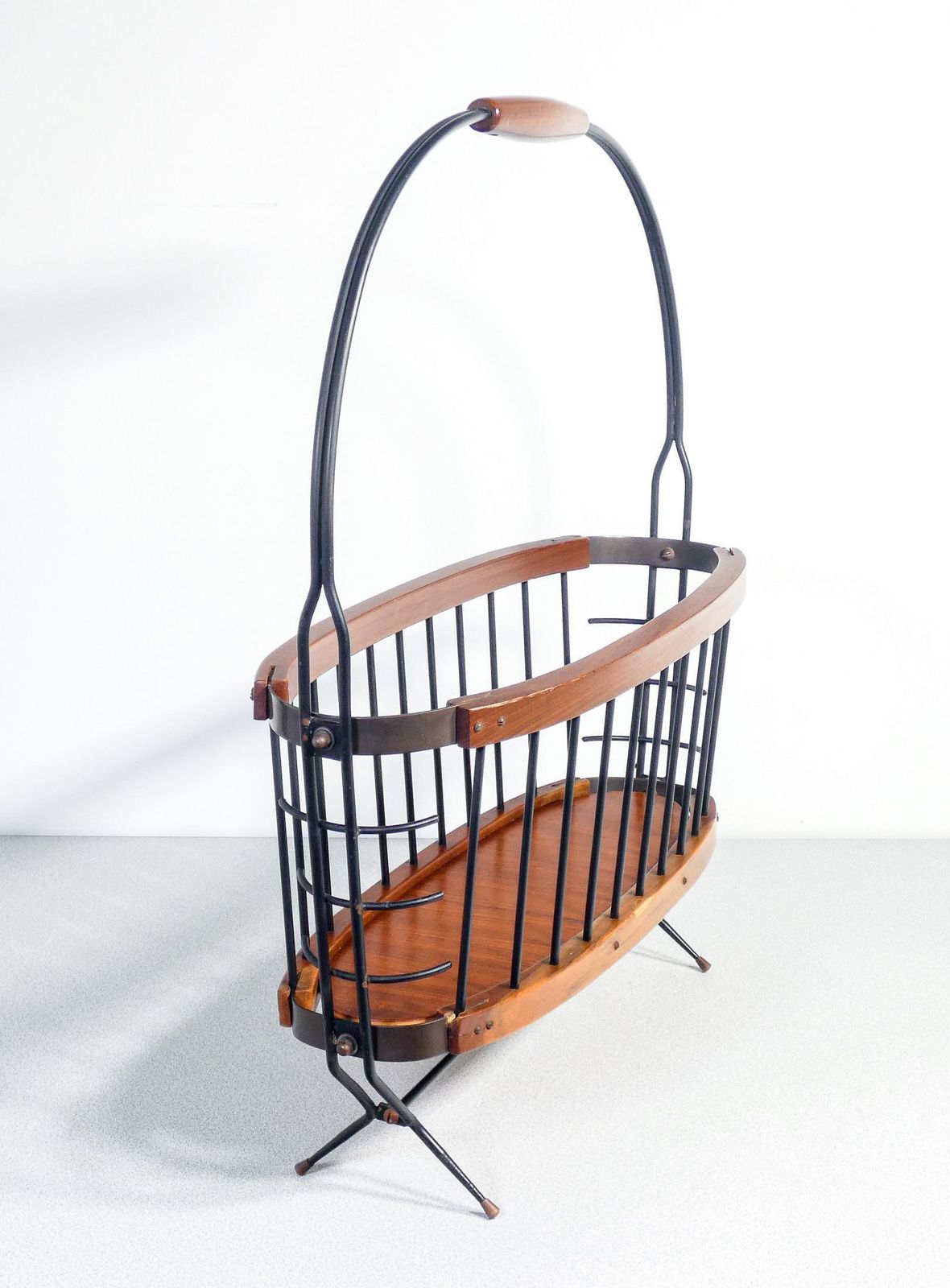 Italian Design Magazine Rack Made Of Wood And Metal. Italy, 50s photo vintage