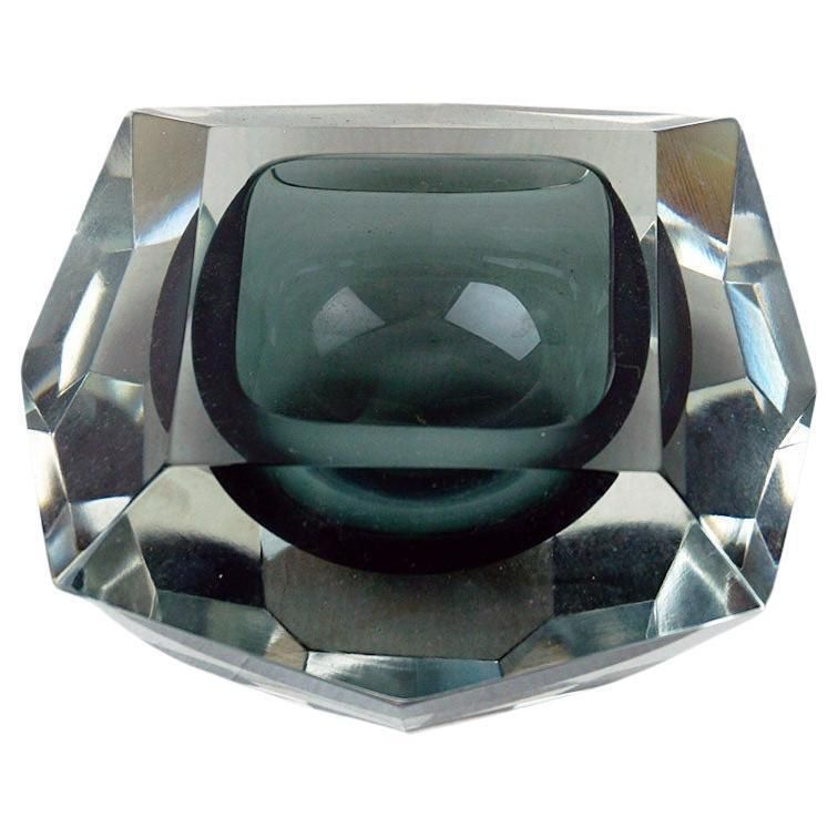 Grey Italian Facetted Murano Glass Bowl By Flavio Poli For Seguso