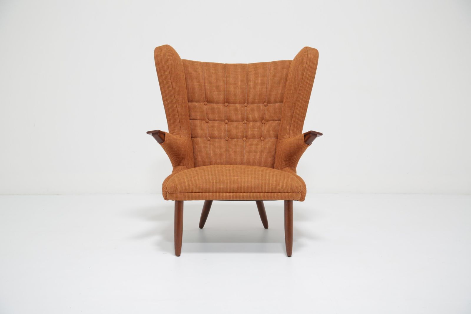 Vintage Tweed Upholstered Model 91 Bear Winged Armchair By Svend Skipper, 1960s. photo 6250.0