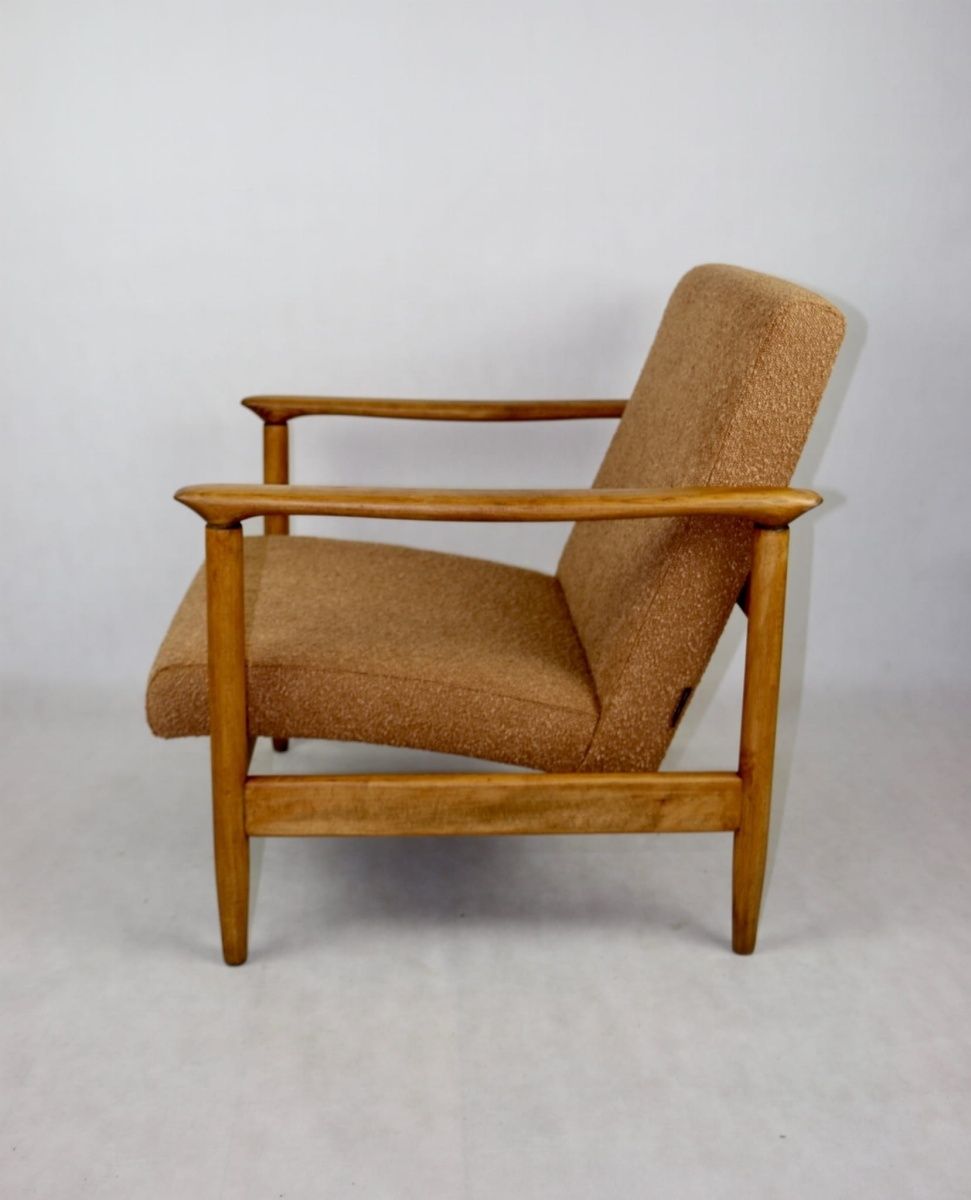 Gfm 142 Armchair, Designed By Edmund Homa From The 1970s, Coral   Gold Boucle photo vinterior