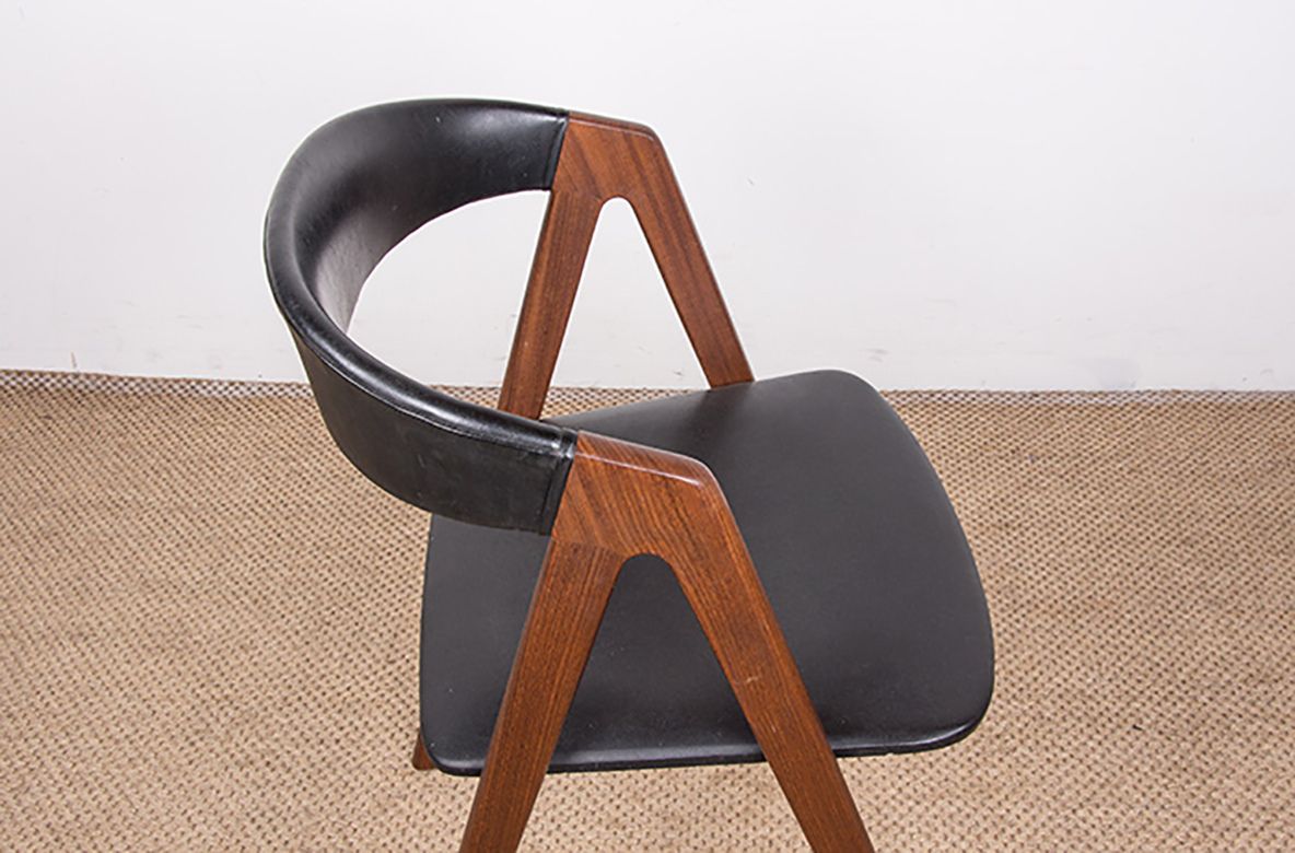 photo furniture Set Of 4 Danish Chairs In Afrormosia And Skai Model 205 By Thomas Harlev For Farstrup Stolefabrik 1958.