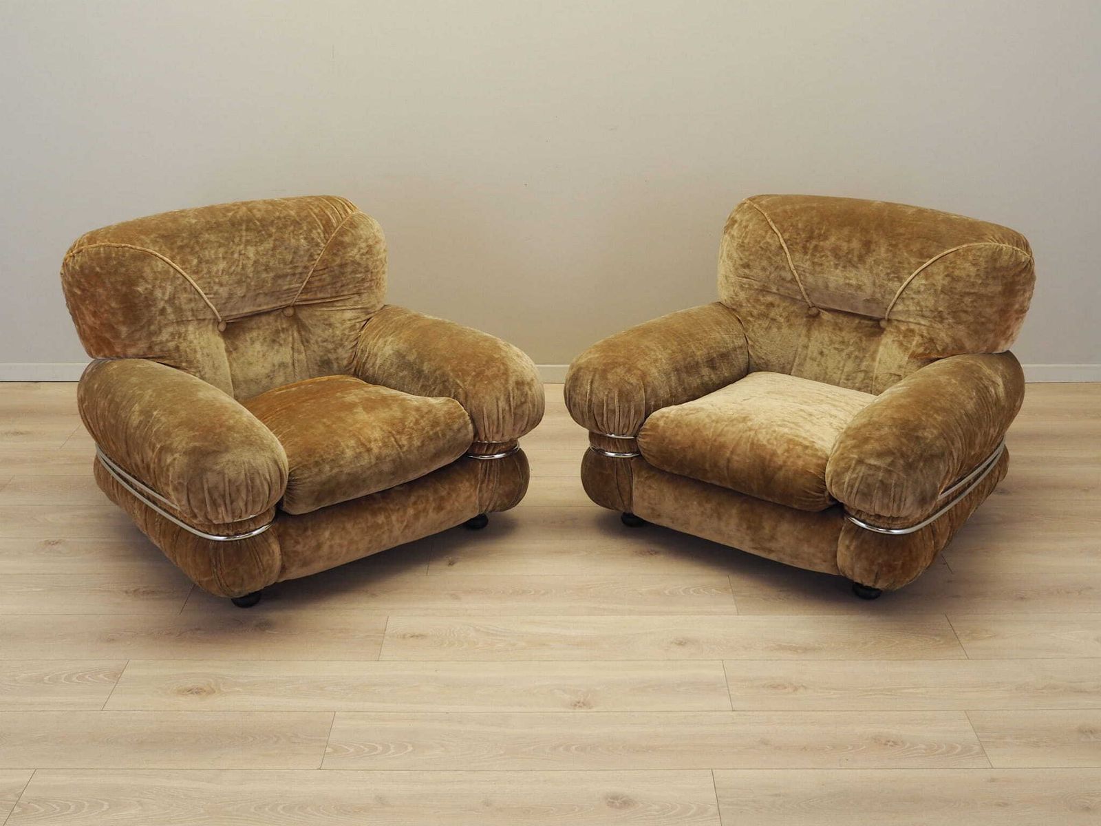 Velours Fauteuil, Italiaans Design, Jaren 1970, Productie: Italië photo furniture