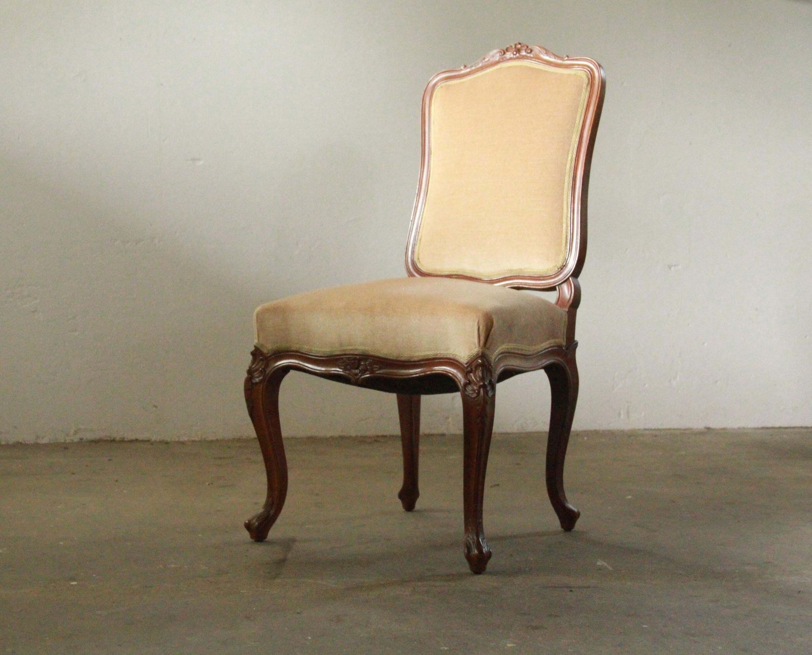 photo vintage Antique Louis XV Chairs, French