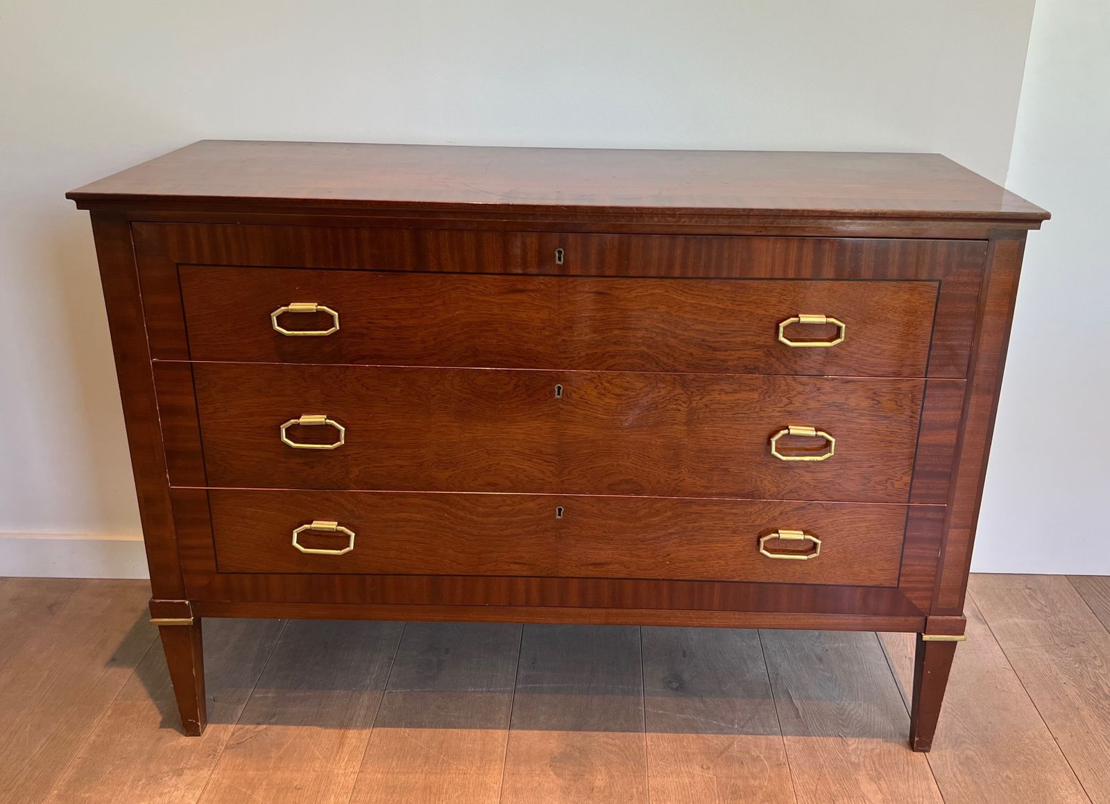 Neoclassical Chest Of Drawers In Mahogany Veneer And Brass By De Coene Frères