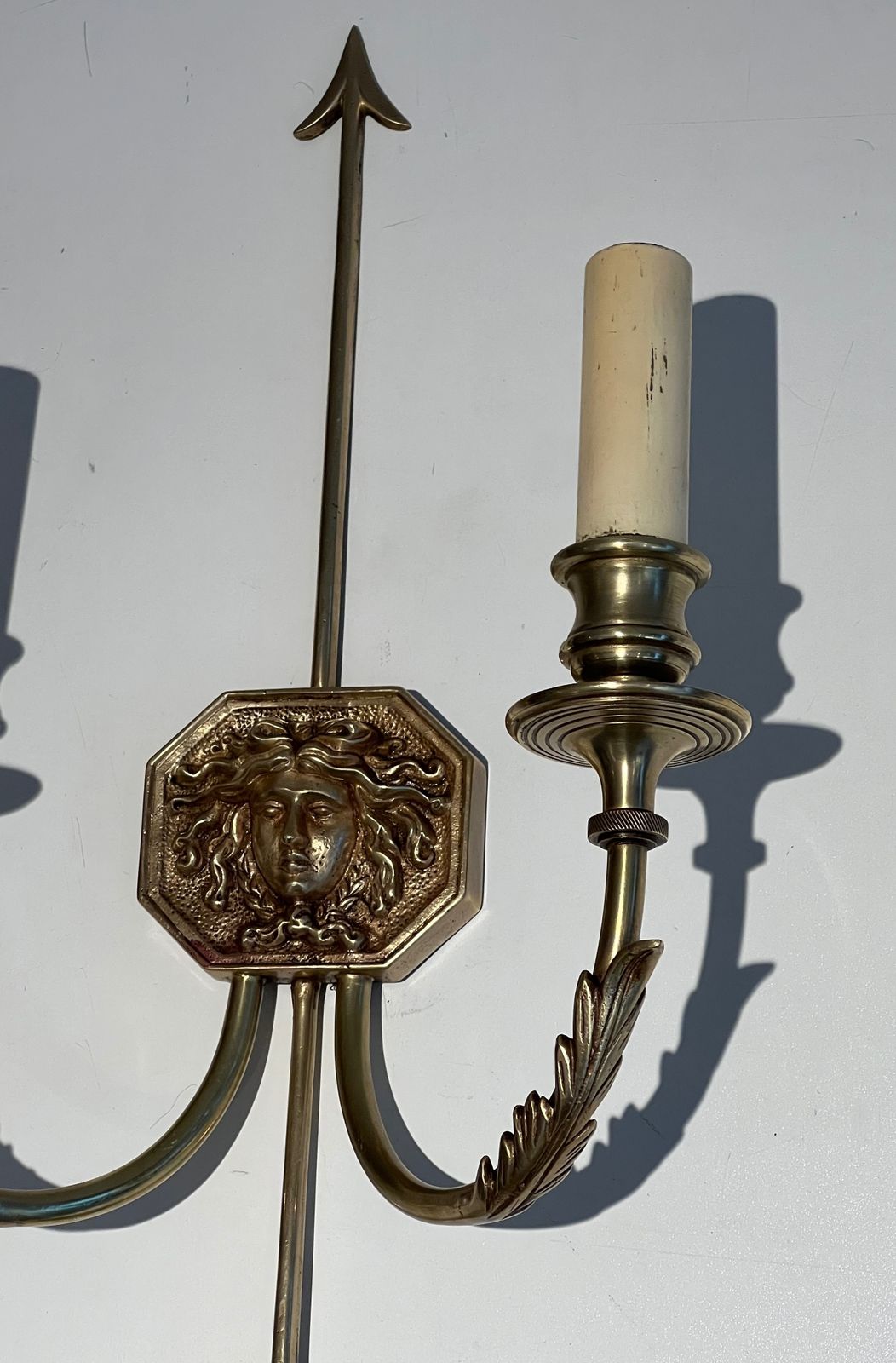 Pair Of Bronze Wall Lights With Arrows And The Effigy Of The Sun King By Louis Gau photo vinterior