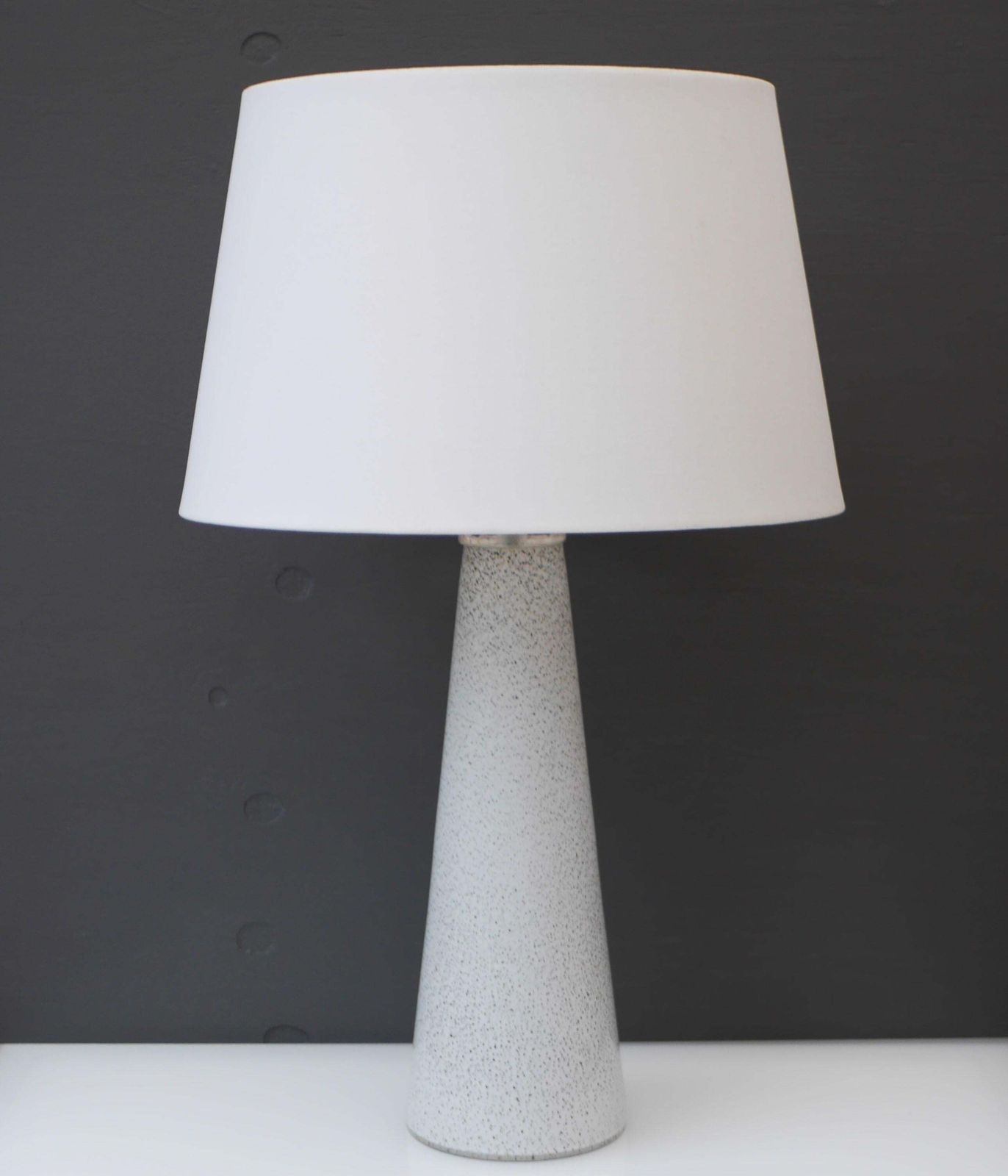 An Elegant Glass Art Table Lamp Made By Bengt Orup For Hyllinge Glasbruk, Sweden photo vinterior