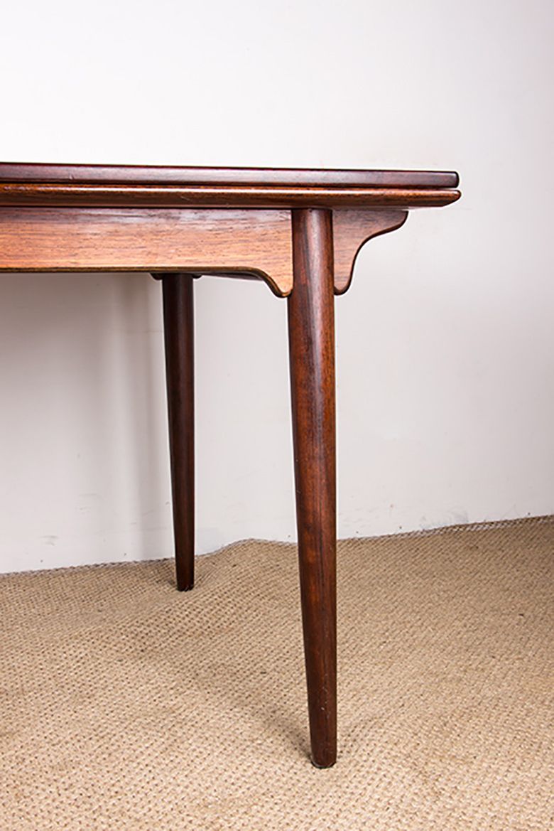Grande table à manger danoise extensible en palissandre, modèle 54, par Gunni Omann pour Omann's Jun, 1960. photo 3350.0