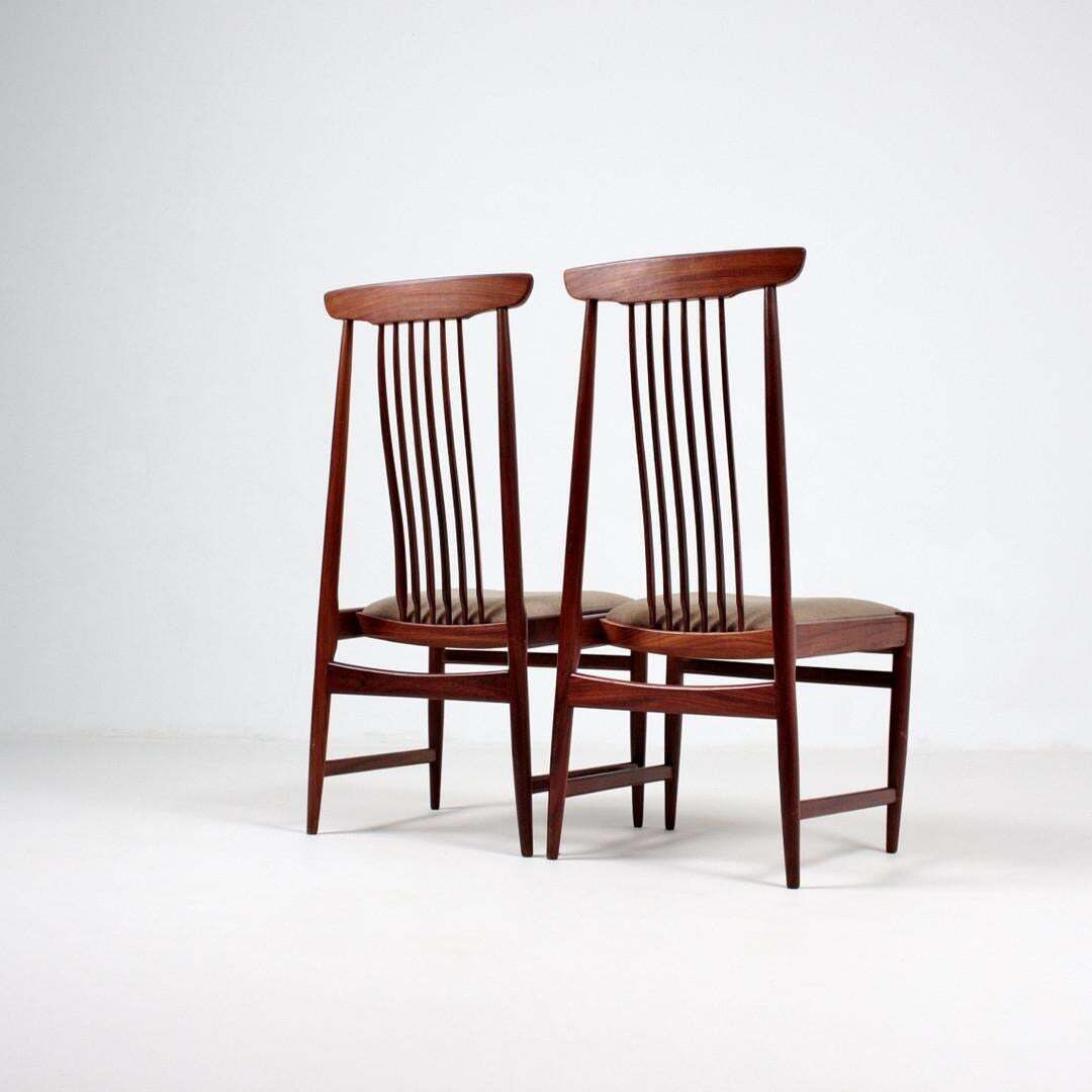 Set Of Two Dining Room Chairs In The Style Of Arne Vodder photo for sale