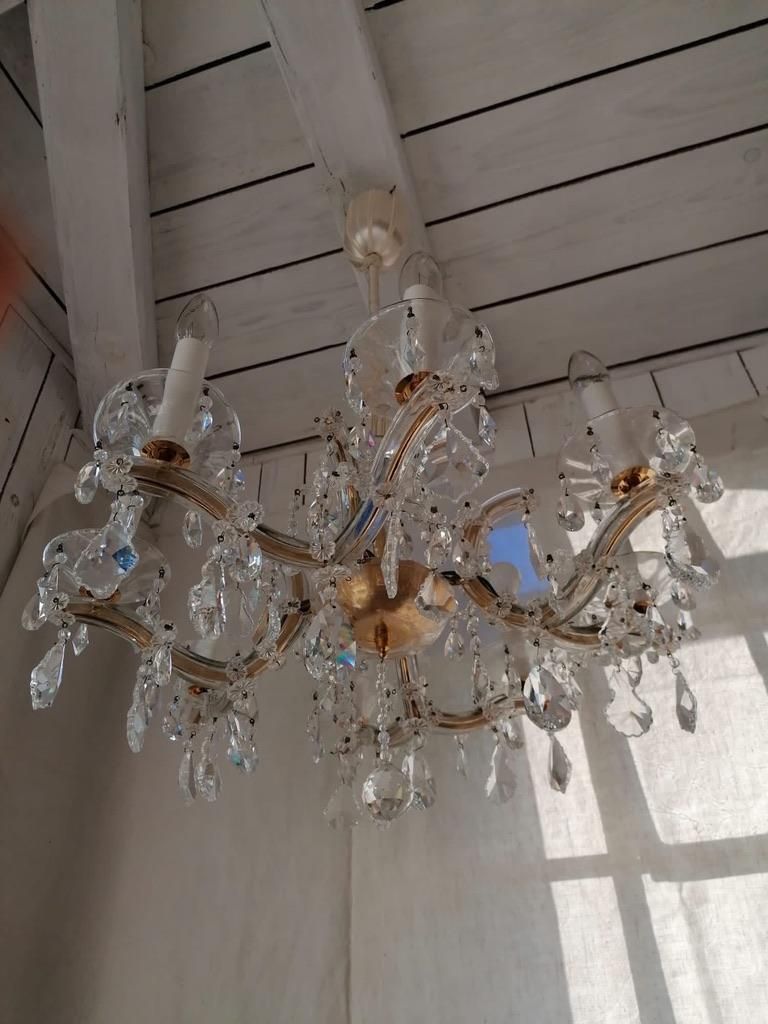 photo vintage 20th Century Maria Theresia Style Cut Crystal Chandelier