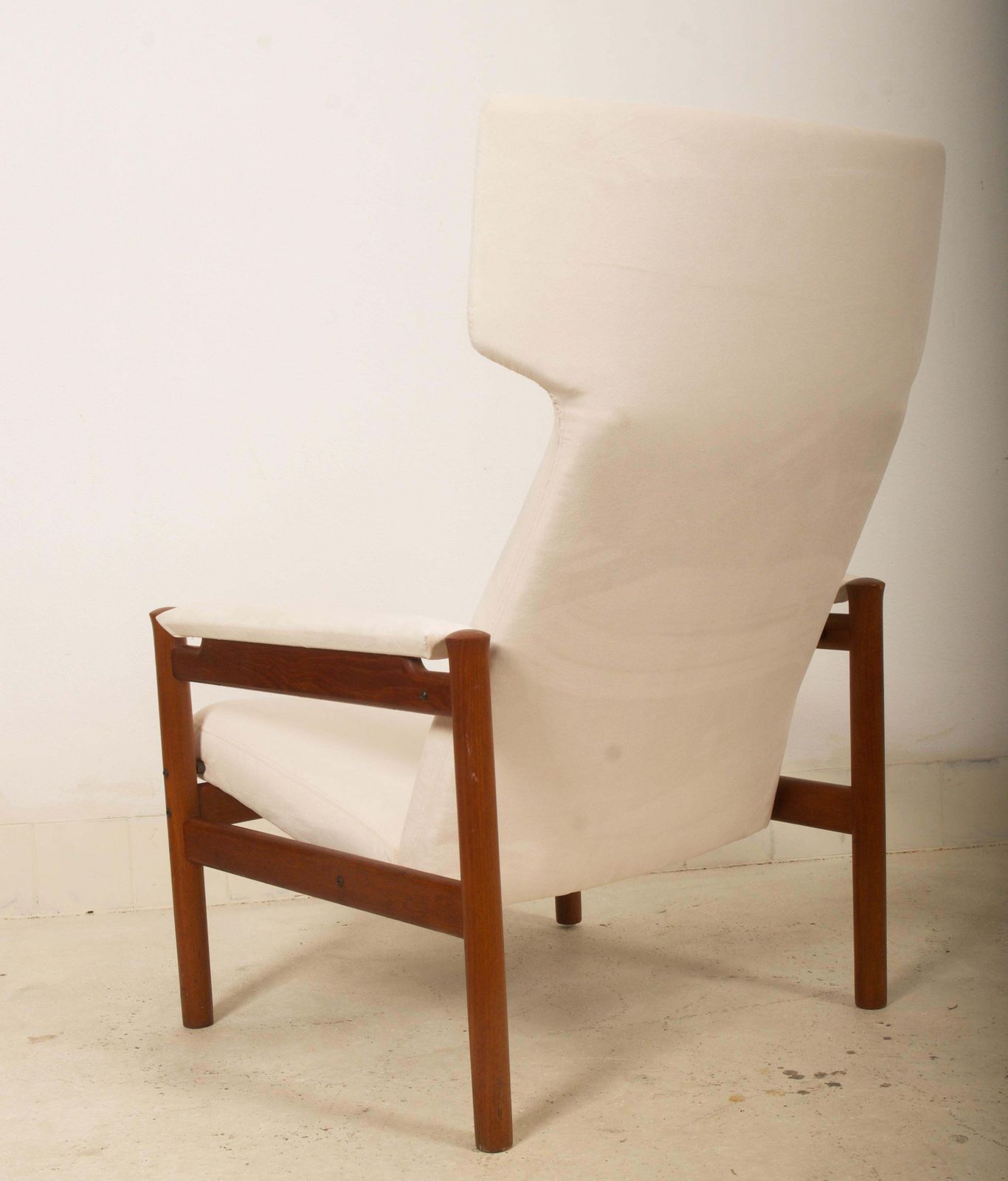 Søren Hansen Wingback Chair Lounge Chair photo vinterior