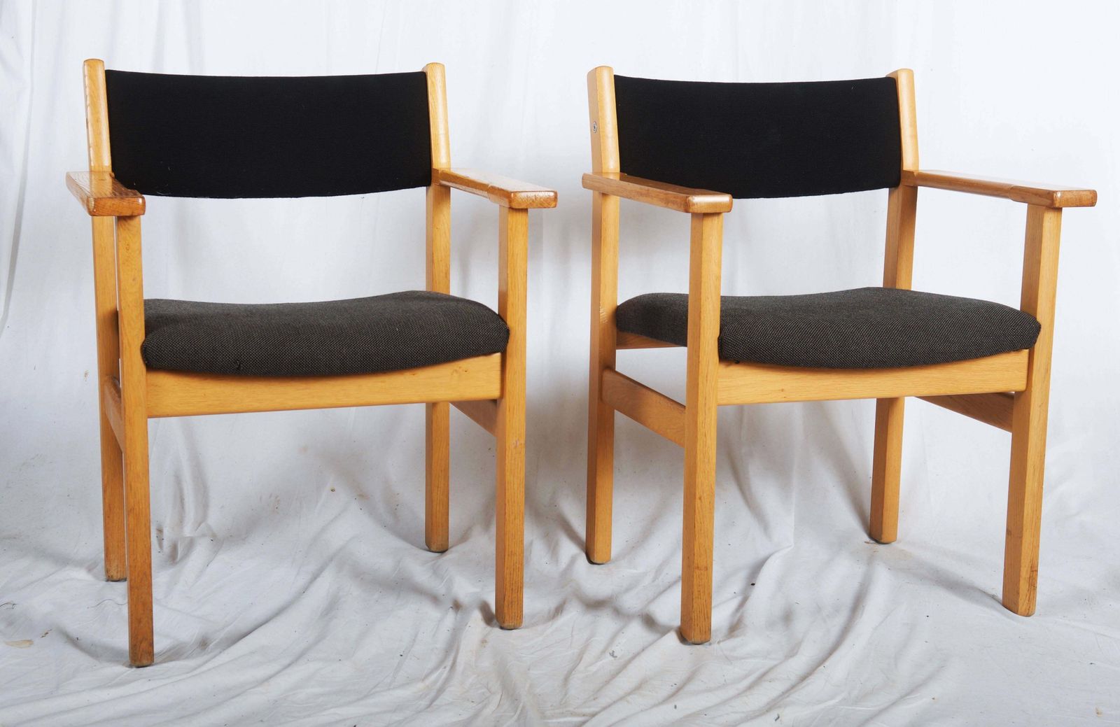 Nice Pair Of Vintage Hans Wegner Armchairs photo 757.0