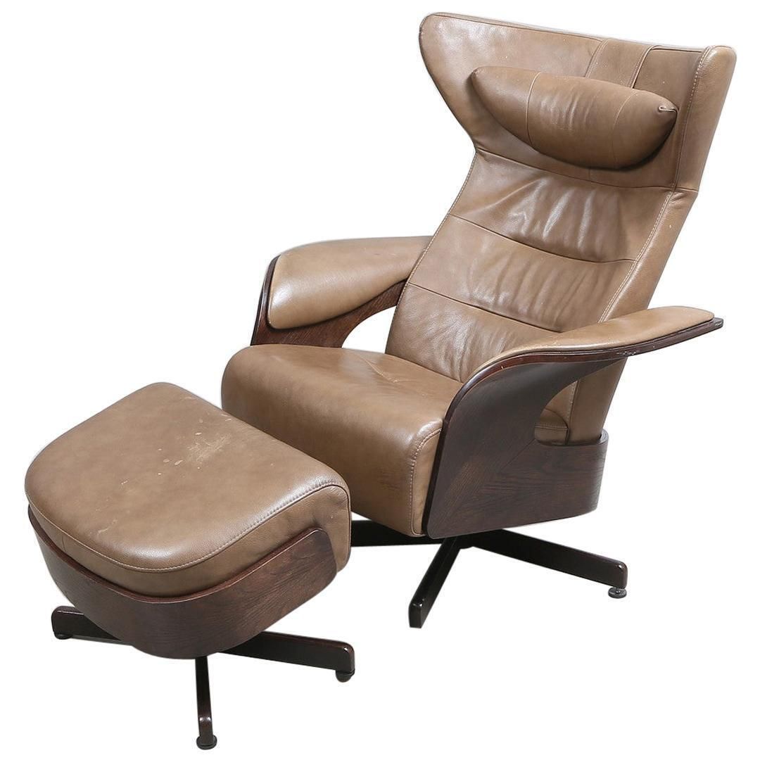 Brunstad Møbler Amanda Leather Armchair With Ottoman