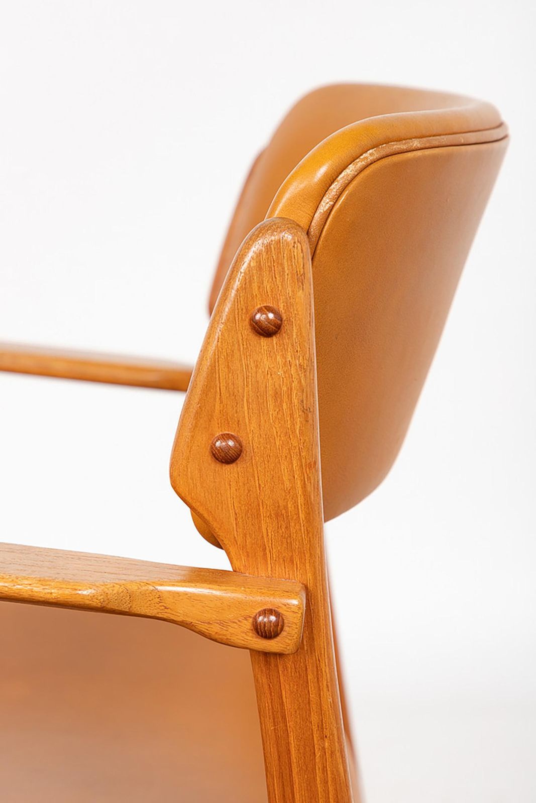 photo vinterior Danish Hardwood Armchairs Od 49 By Erik Buch