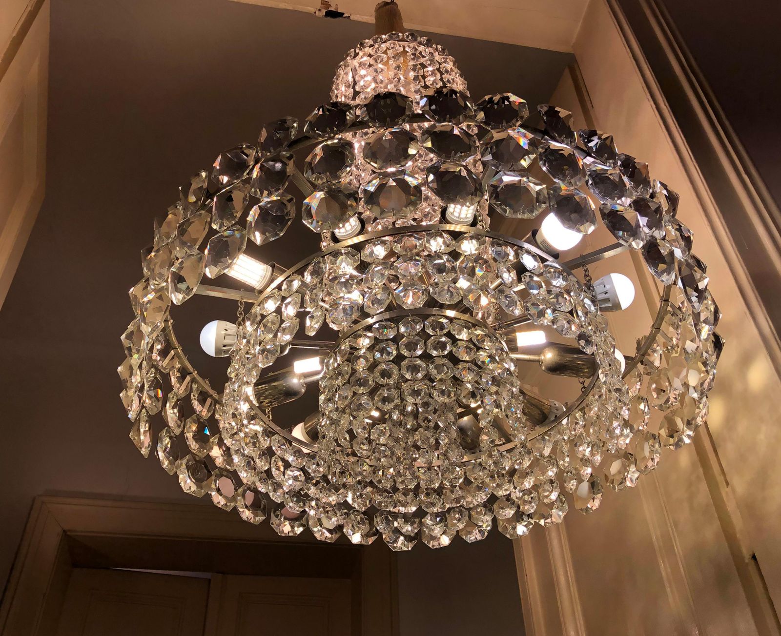 Huge Beautiful Crystal Chandelier By Bakalowits & Söhne Vienna, 1960s photo 10043.0
