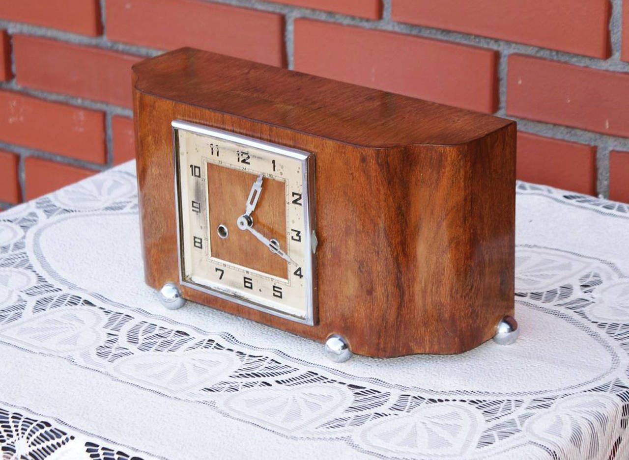 Art Deco Mantel Clock photo 541.0