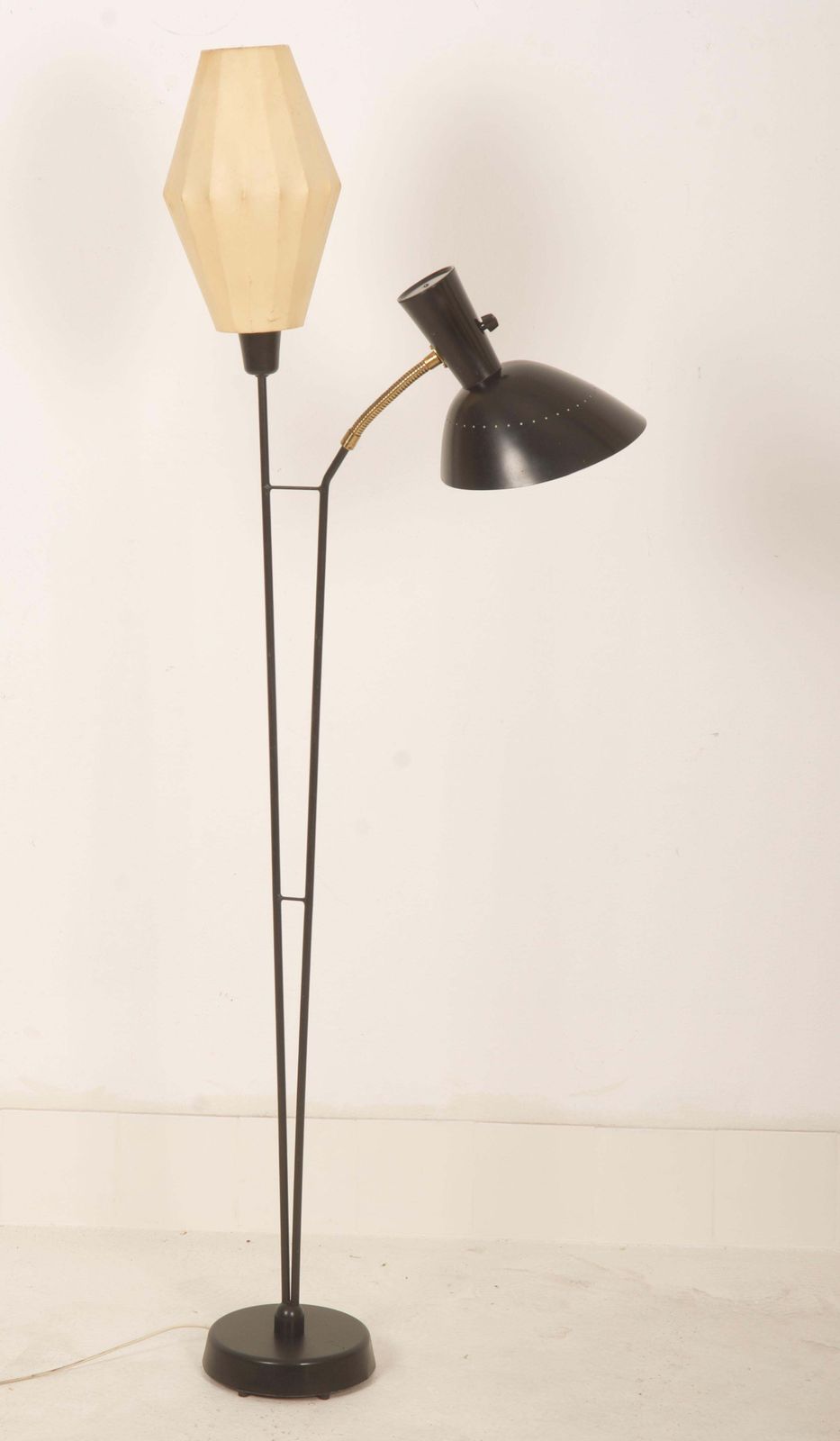 Zeldzame Vloerlamp Van Hans Bergström Voor Ateljé Lyktan, Ca. Jaren 1950 photo for sale