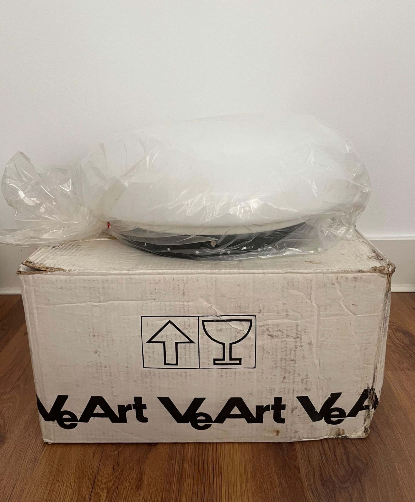 Large Italian Mid Century Large Pair Of White Glass Wall Sconces By Veart, 1970s photo 2544.0