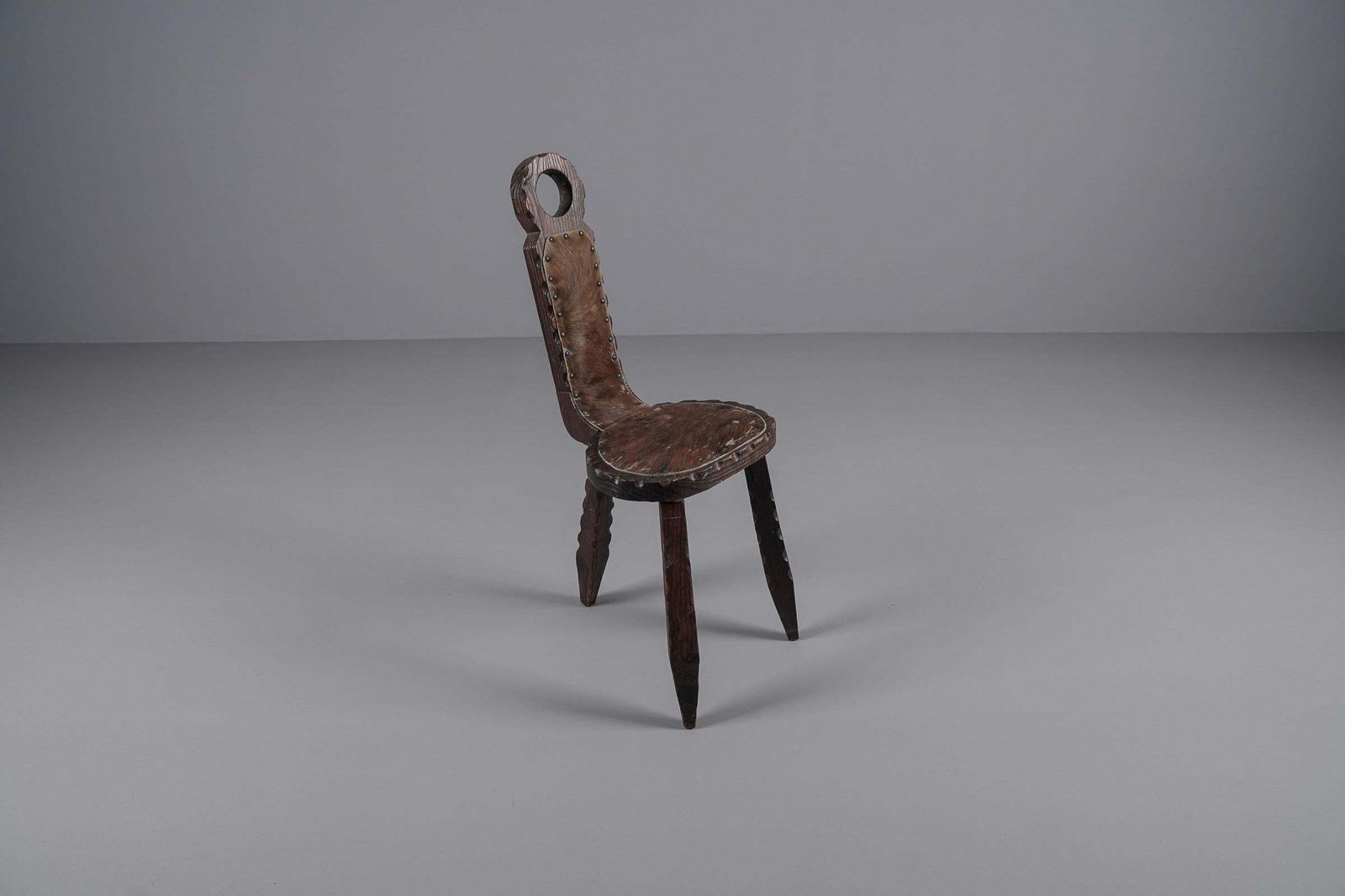 3 Legged Brutalist Rustic Modern Sculptured Chair, 1960s France photo 765.0
