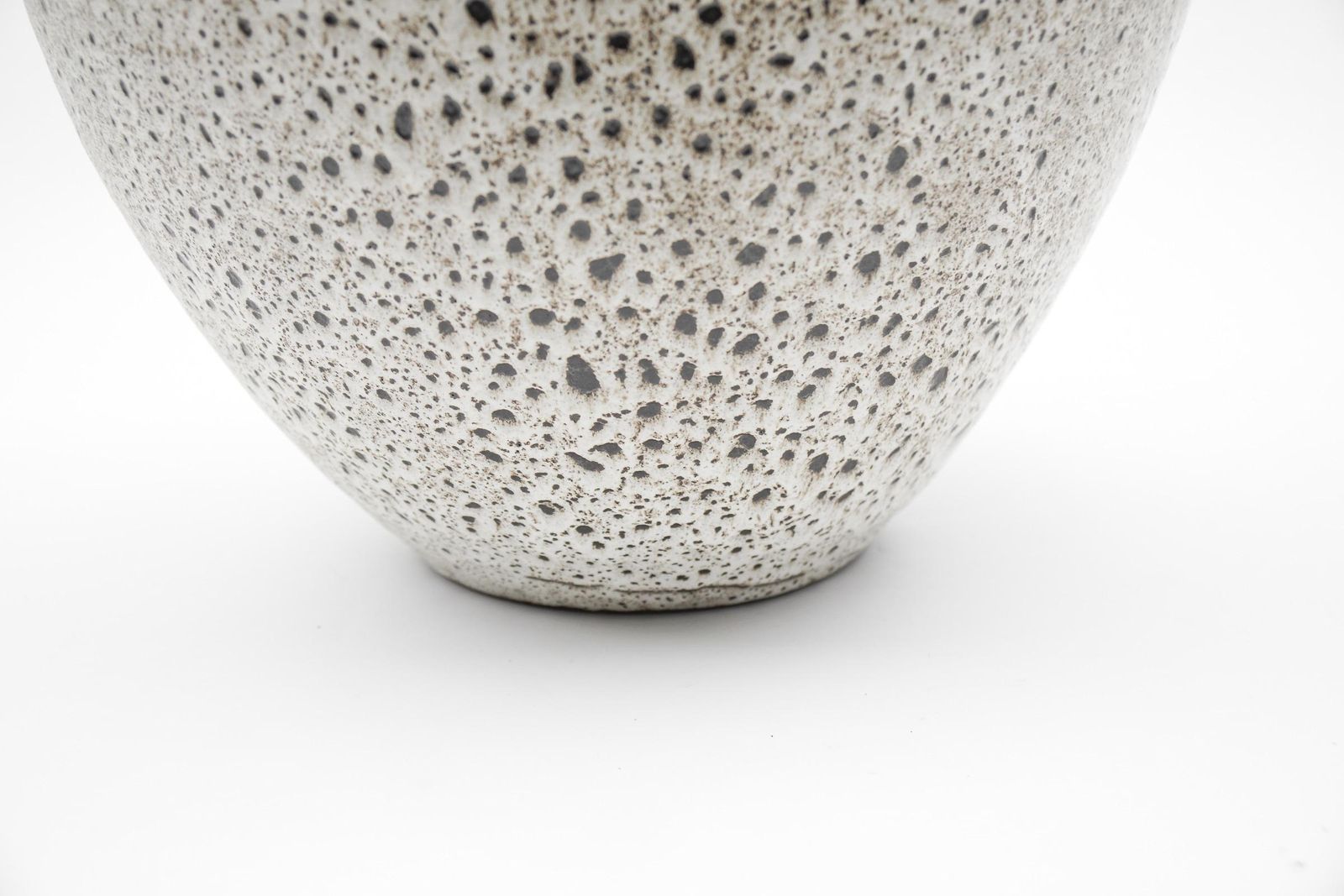 Huge White & Black Studio Ceramic Vase By Wilhelm & Elly Kuch, 1960s, Germany photo vinterior